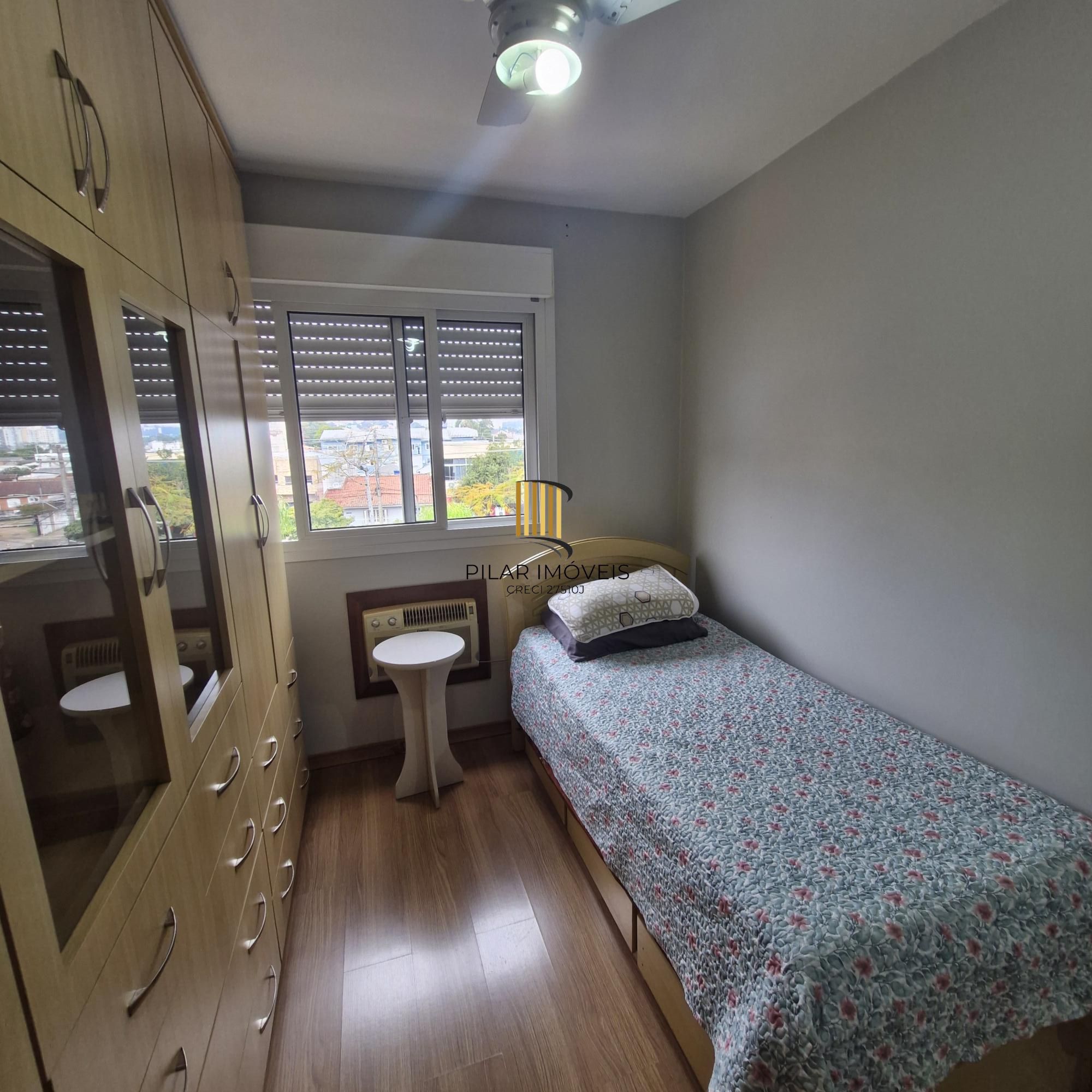 Excelente Apartamento de três dormitórios com suíte e garagem, na Av. Cavalhada, Porto Alegre.