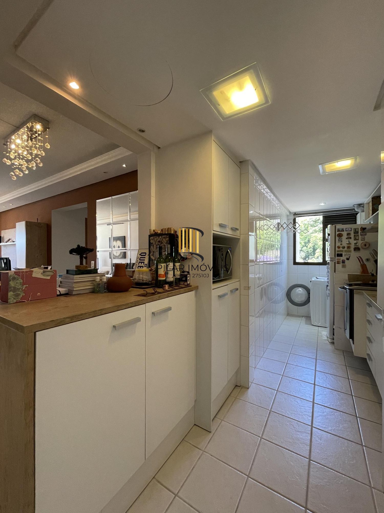 No Moinhos De Vento 02 Dorm. 02 Vagas , Churrasqueira, muito sol e privacidade