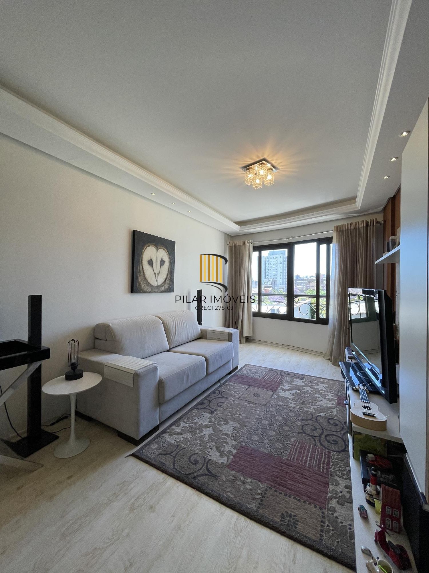 No Moinhos De Vento 02 Dorm. 02 Vagas , Churrasqueira, muito sol e privacidade