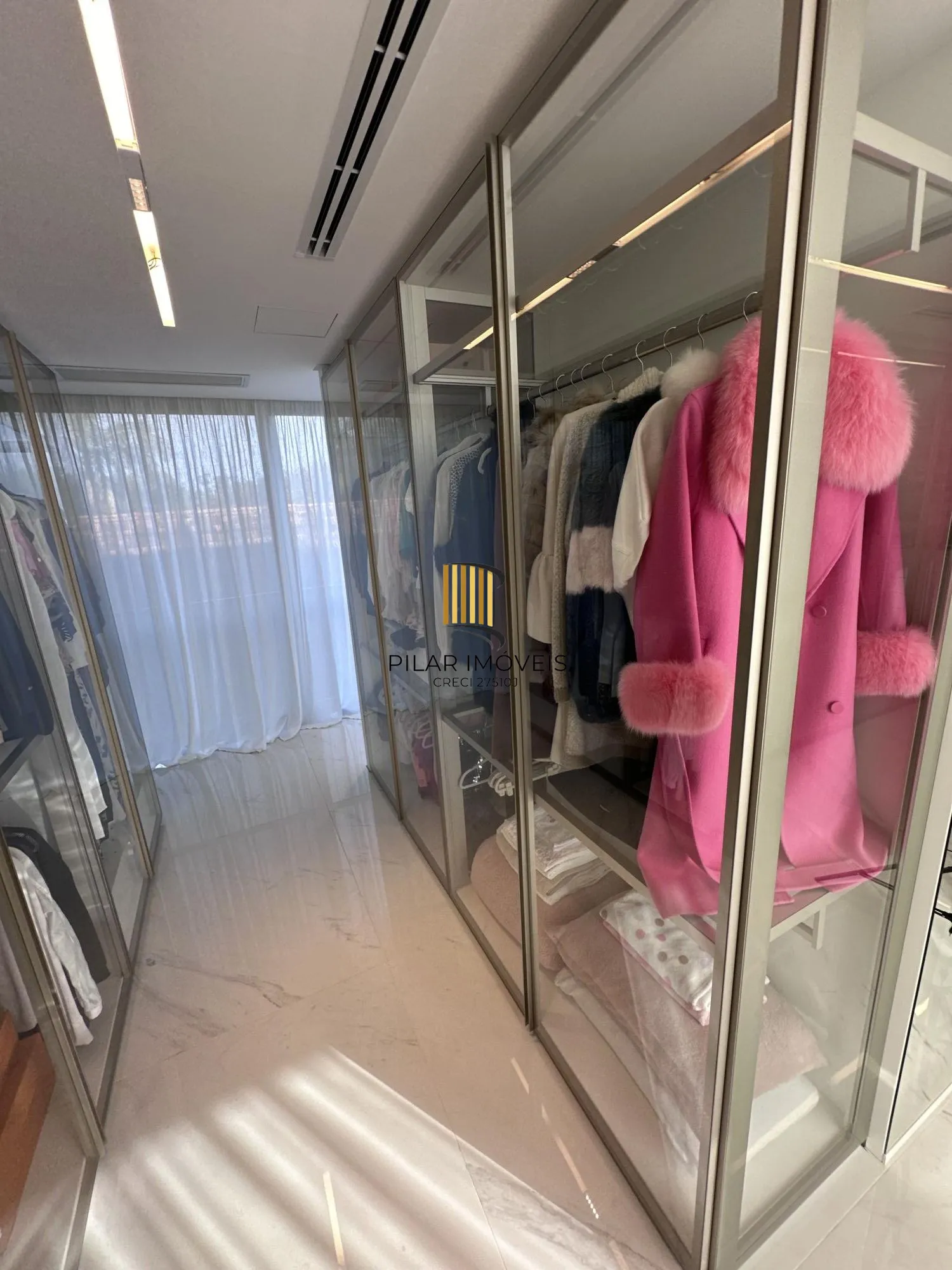 Casa em condomínio de alto padrão a venda no bairro Vila Conceição