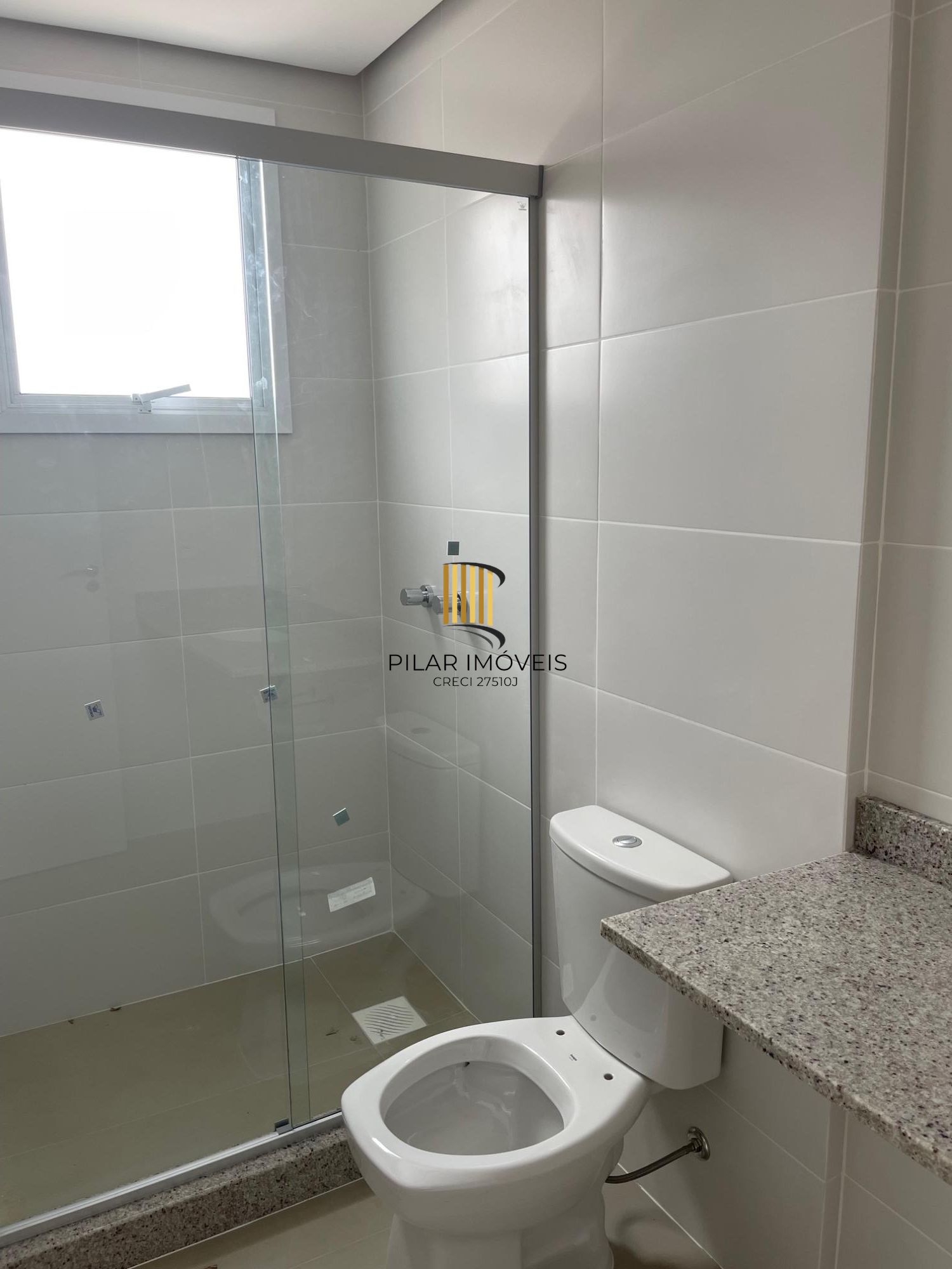 Apartamento 2 dormitórios no bairro Passo da Areia