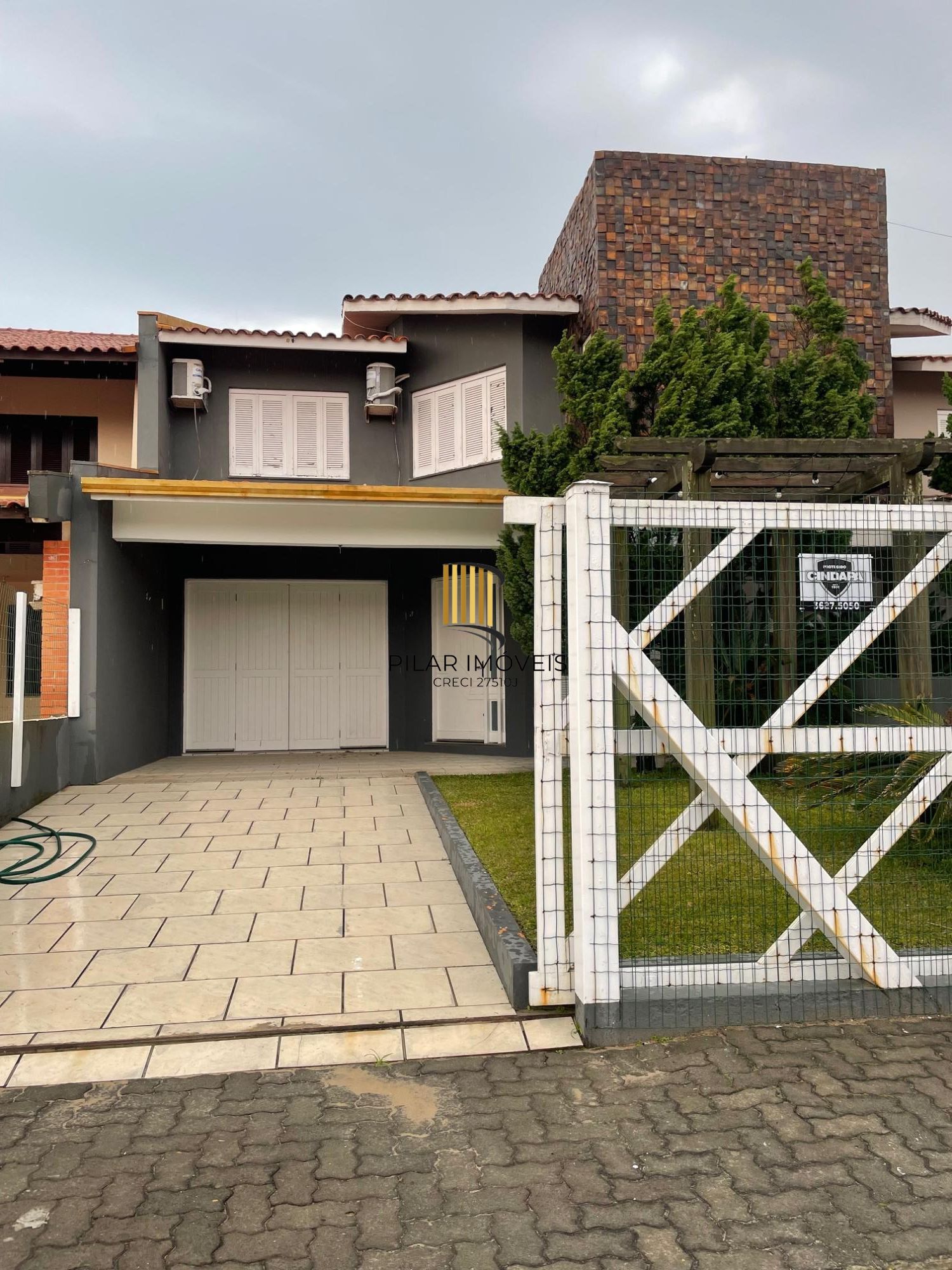 Casa 4 dormitórios no bairro Centro