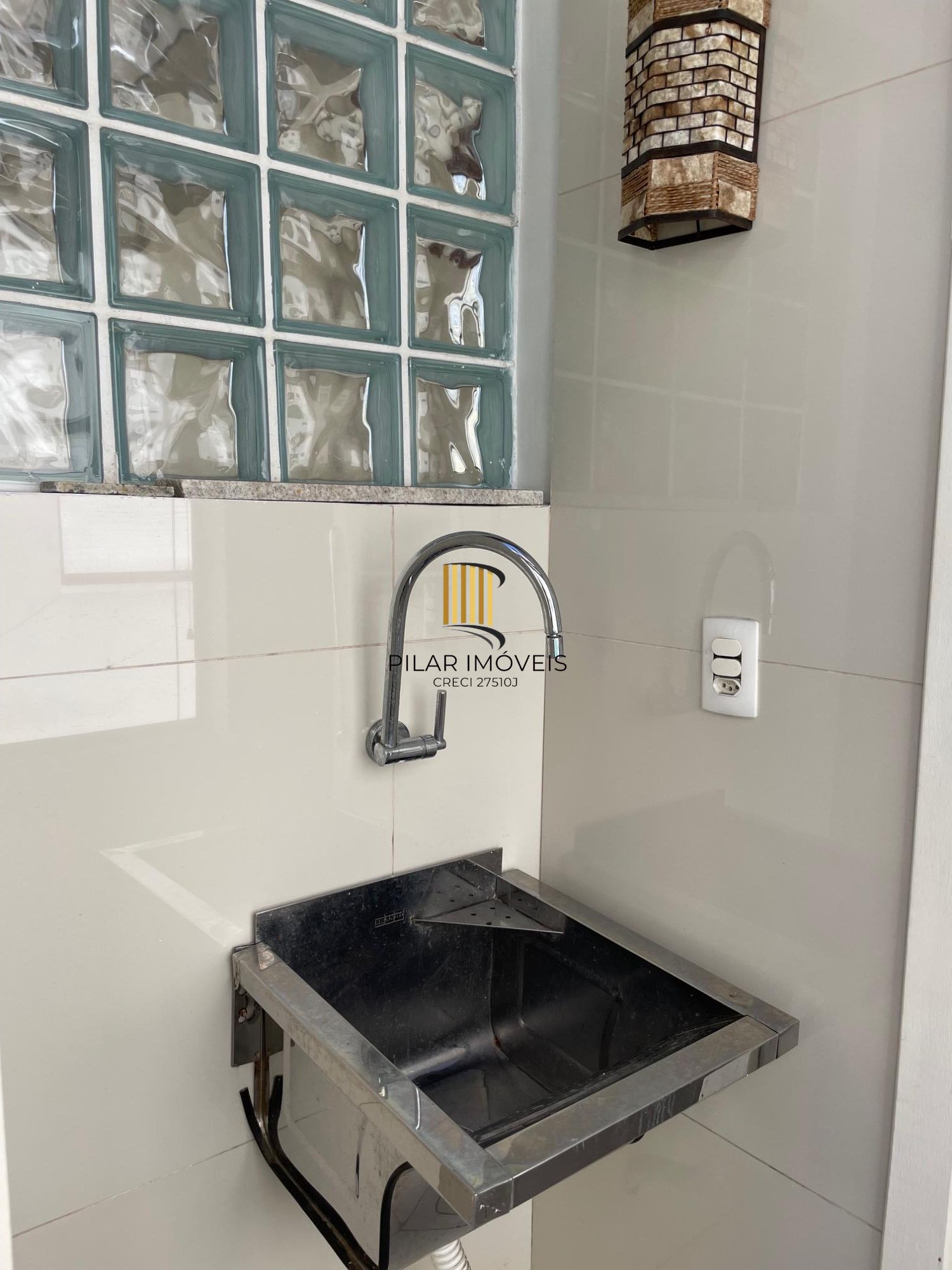 Apartamento 2 dormitórios no bairro Menino Deus