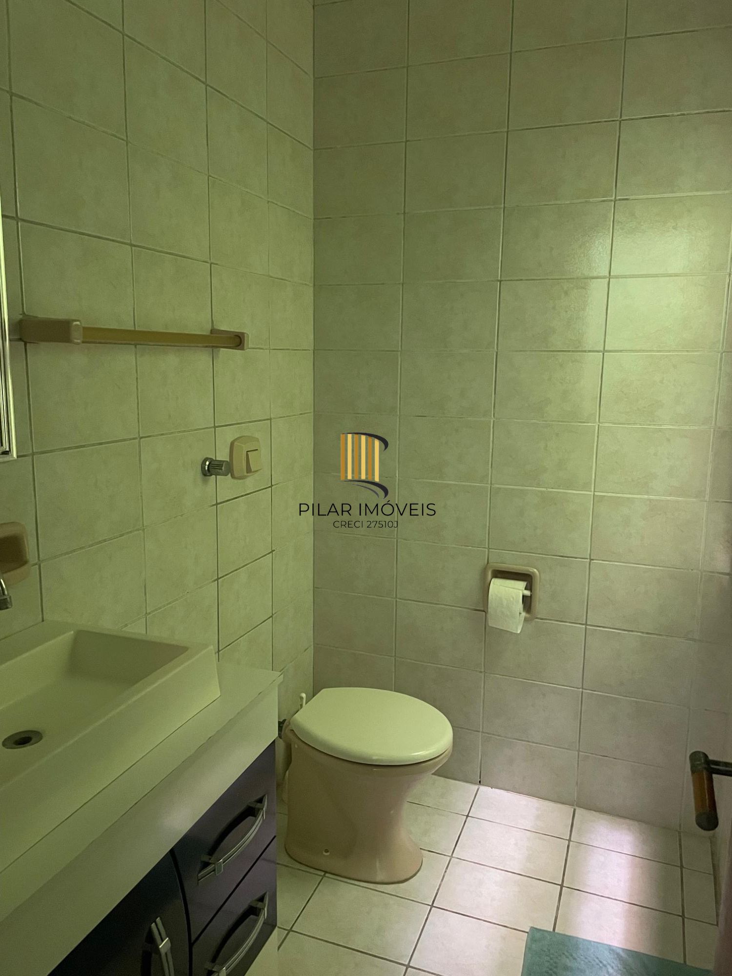 Casa 4 dormitórios no bairro Centro