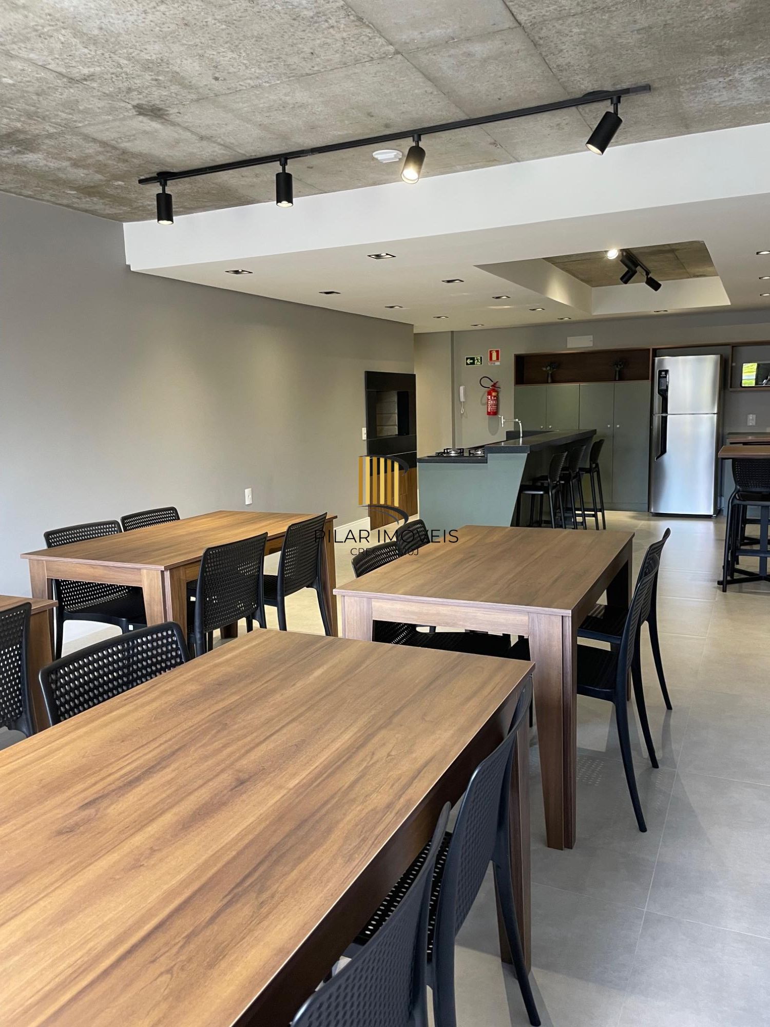 Apartamento 2 dormitórios no bairro Passo da Areia