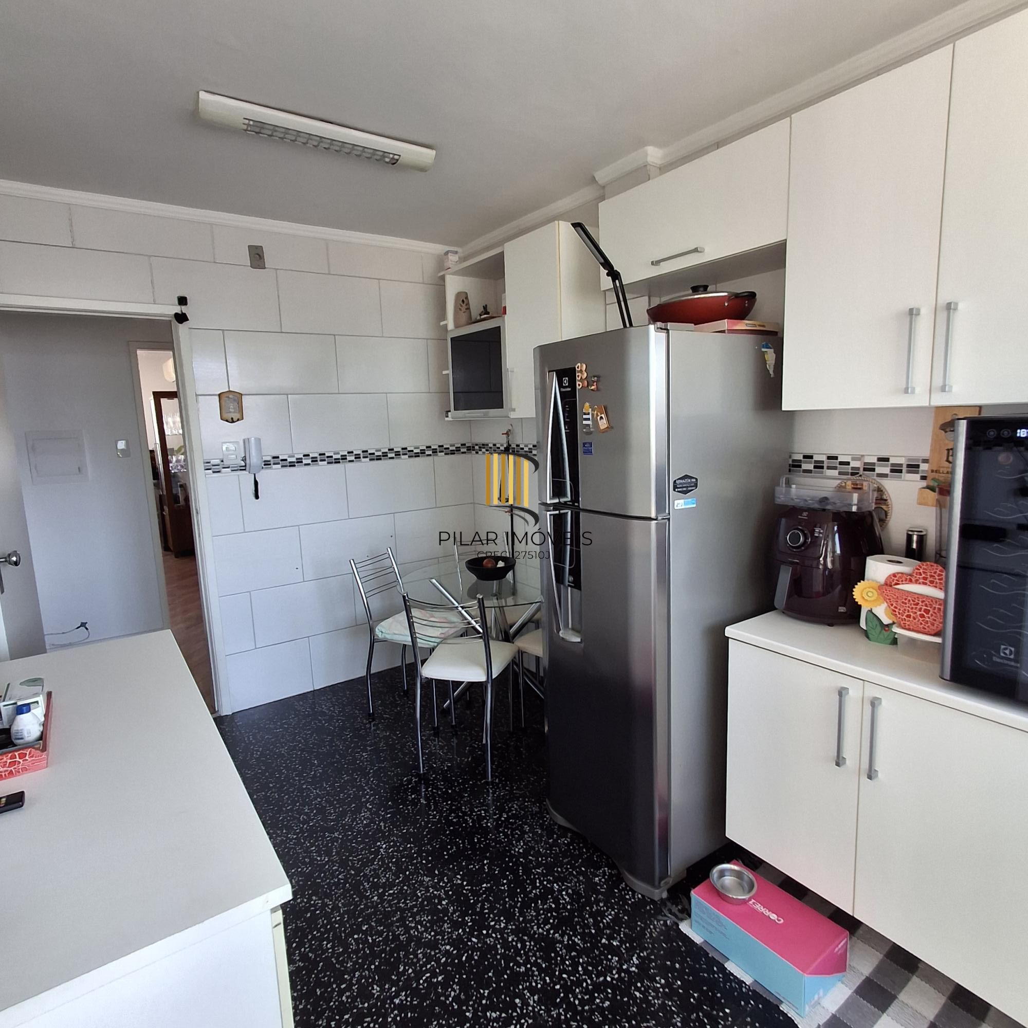 Apartamento 3 dormitórios no bairro Rio Branco