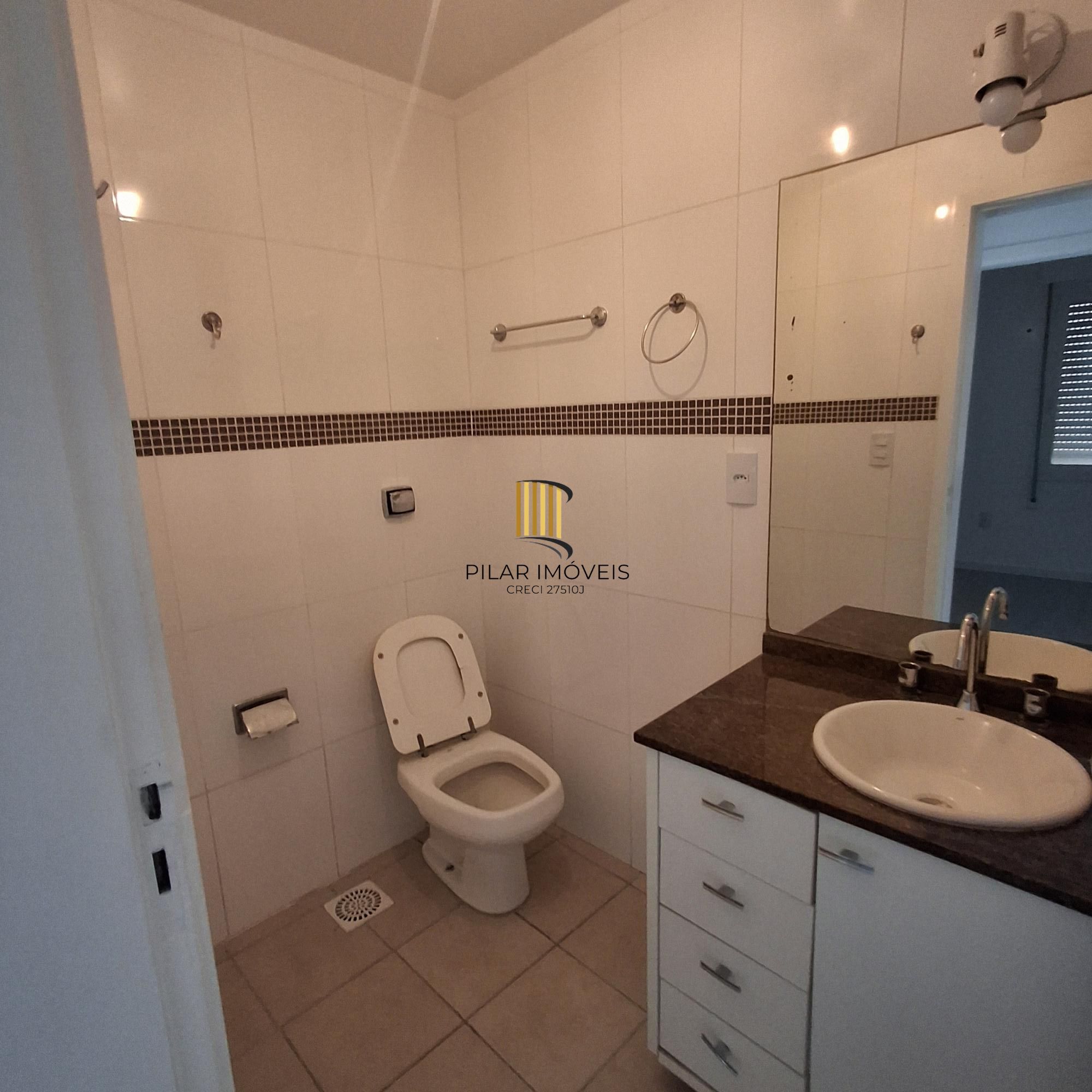 Apartamento 2 dormitórios no bairro Mont Serrat