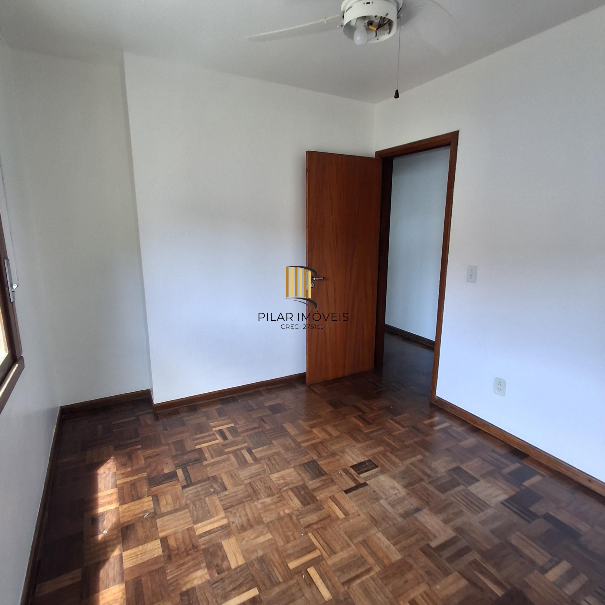 Apartamento no bairro Auxiliadora de 3 dormitórios e vaga