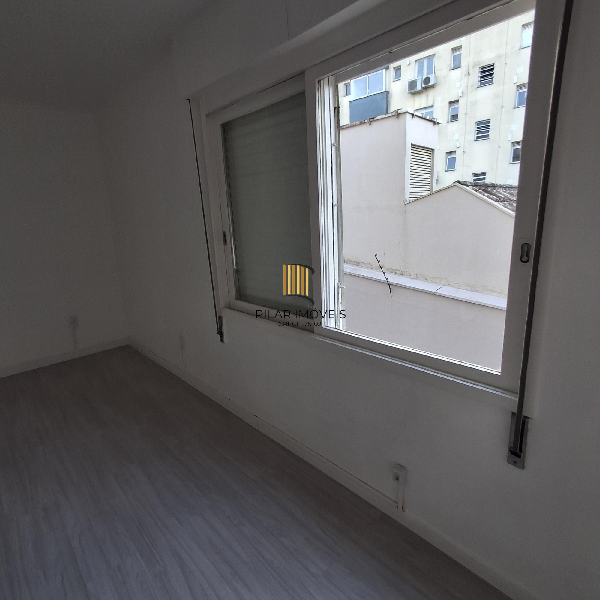 Apartamento 2 dormitórios no bairro Mont Serrat