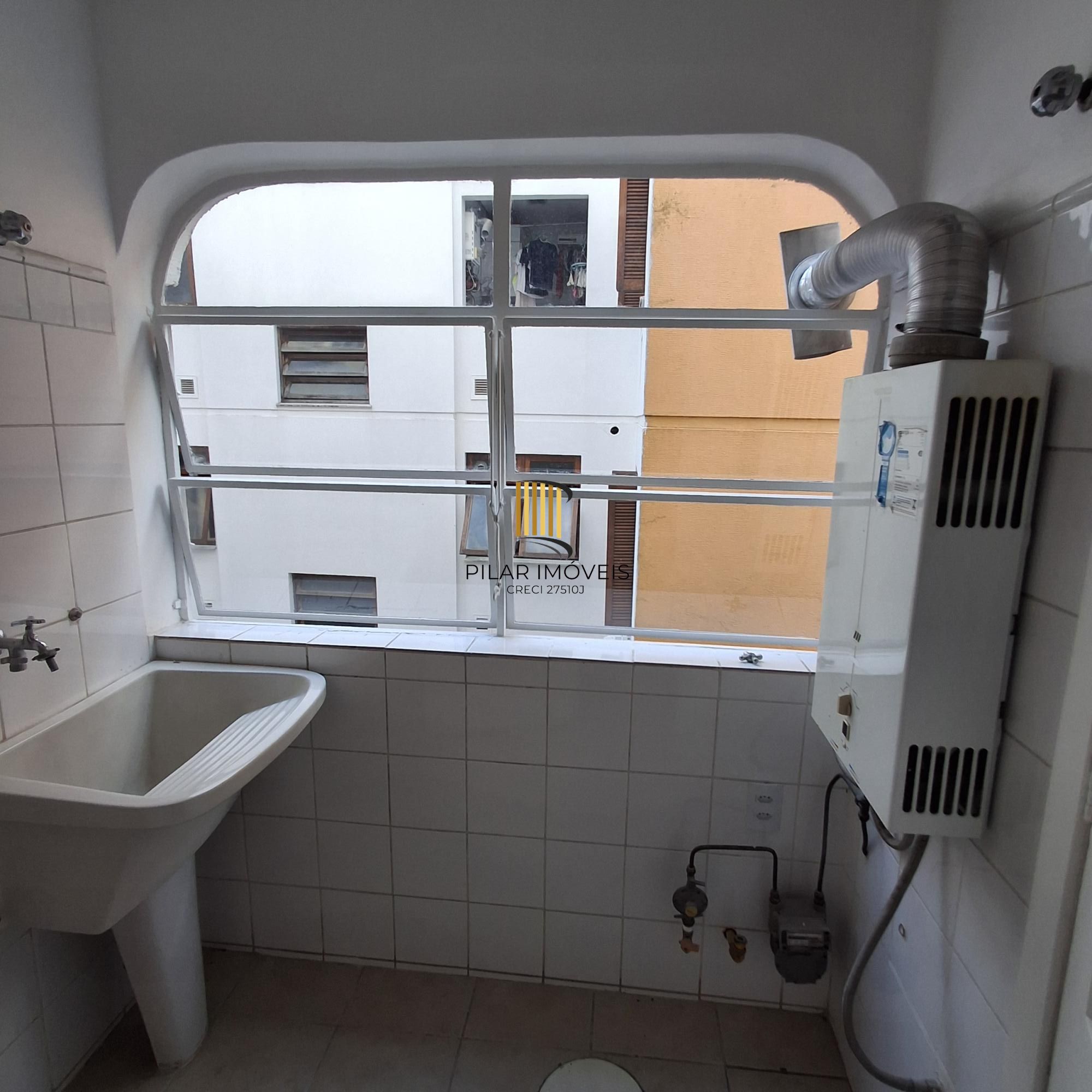 Apartamento 2 dormitórios no bairro Mont Serrat