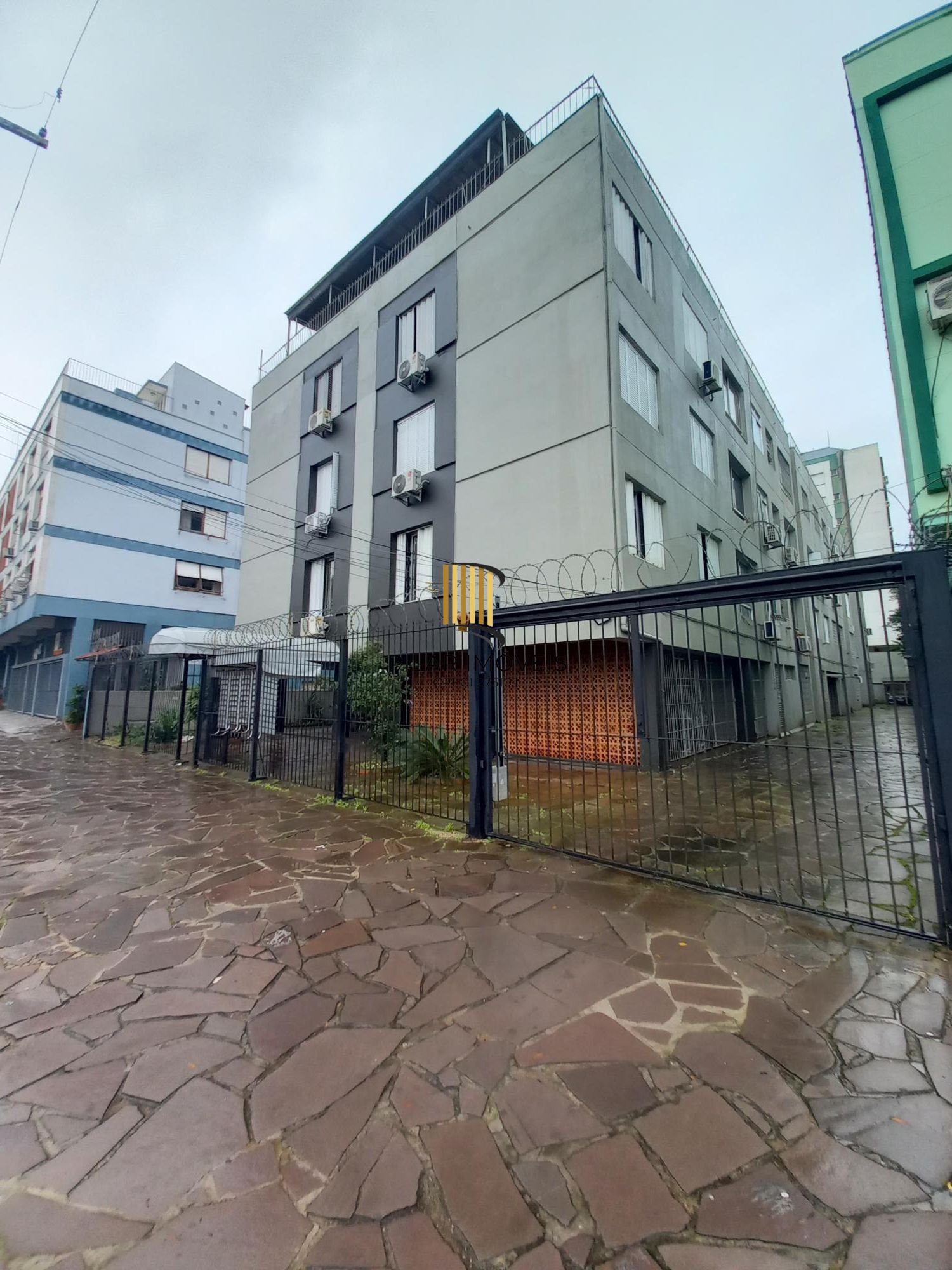 Cobertura 3 dormitórios no bairro Teresópolis
