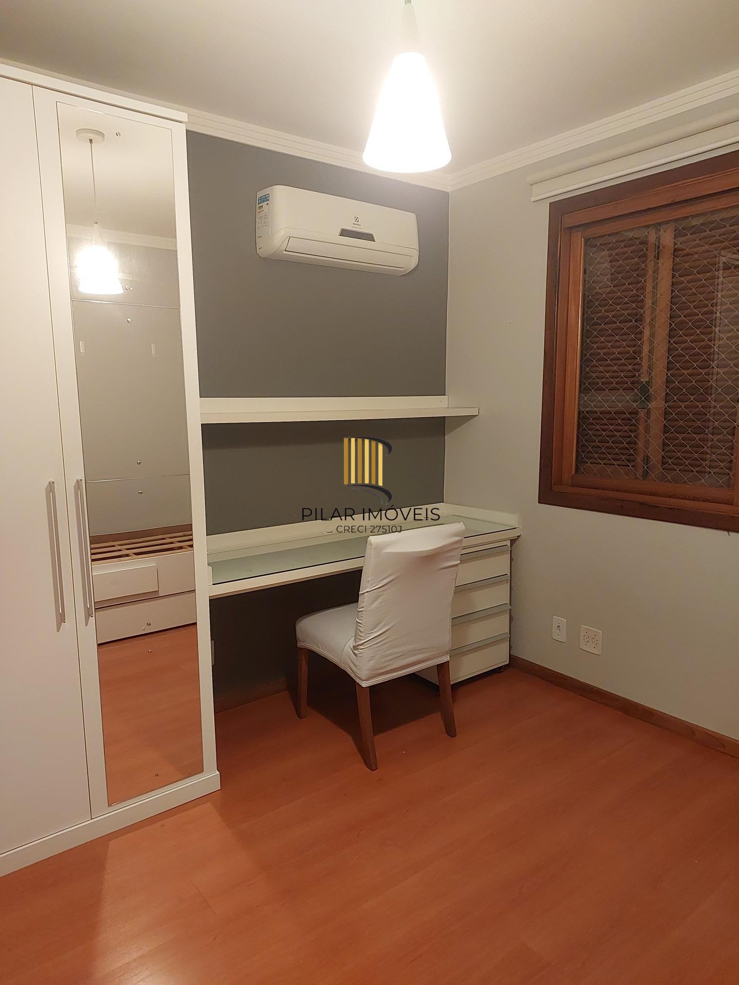 Apartamento com 2 dormitórios no Bairro Partenon