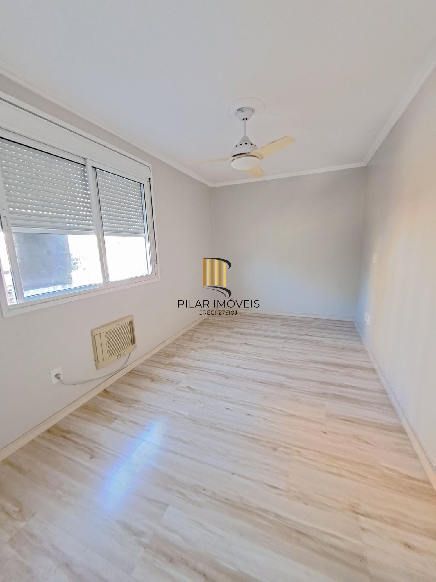 Apartamento 2 dormitórios com vaga no Menino Deus
