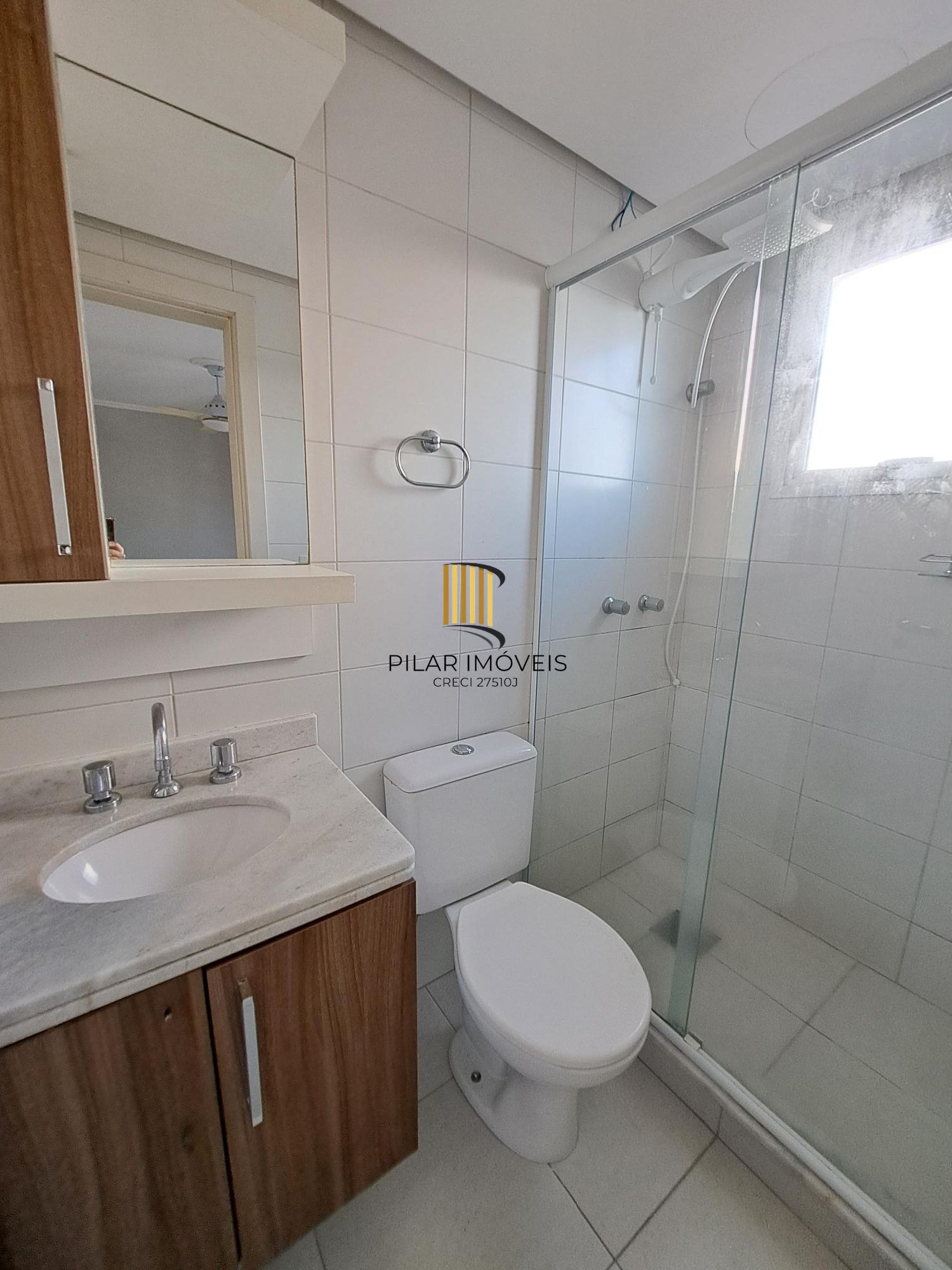 Apartamento 2 dormitórios com vaga no Menino Deus
