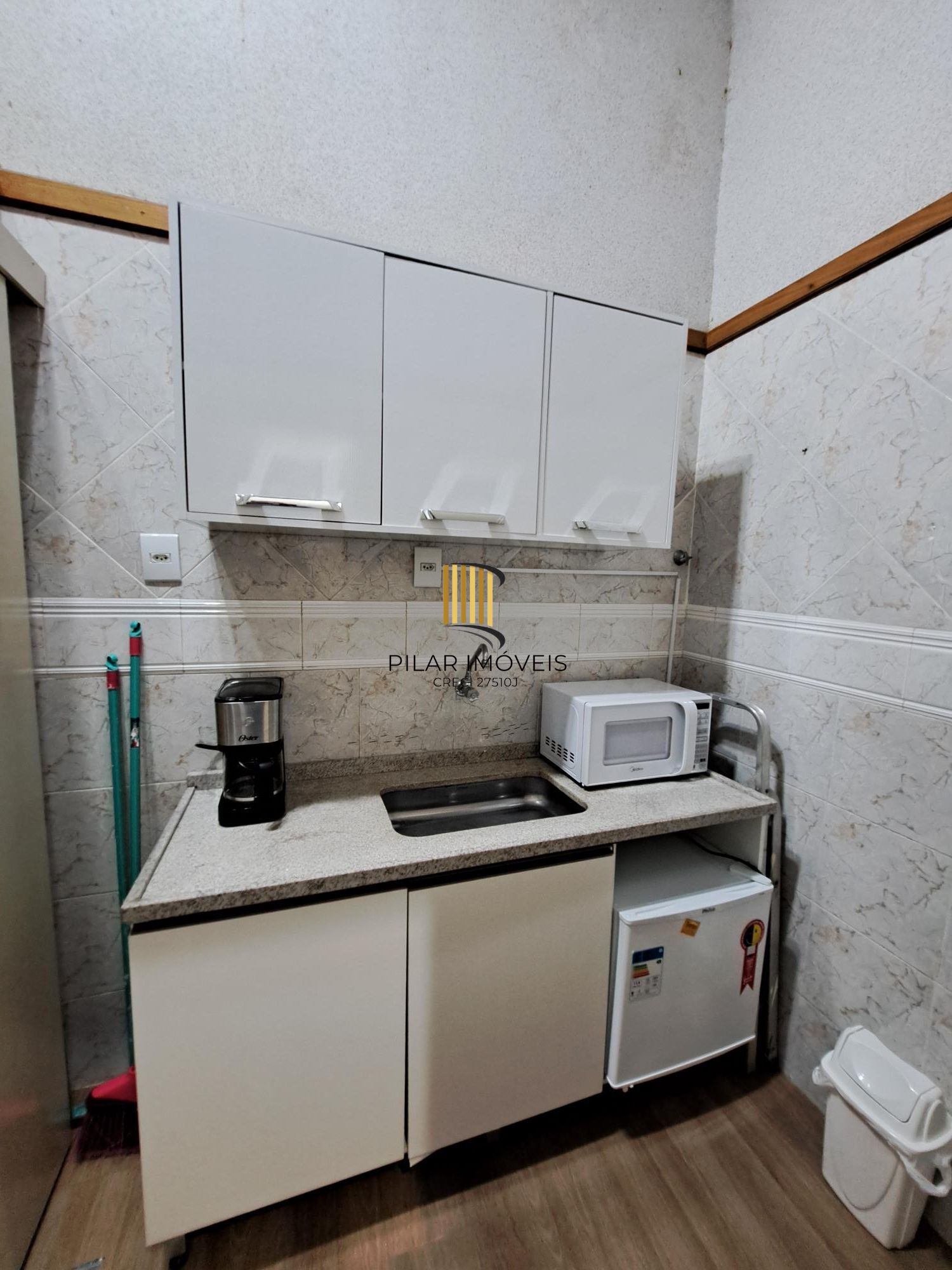 Sala/Loja montada para atendimento no Bom fim