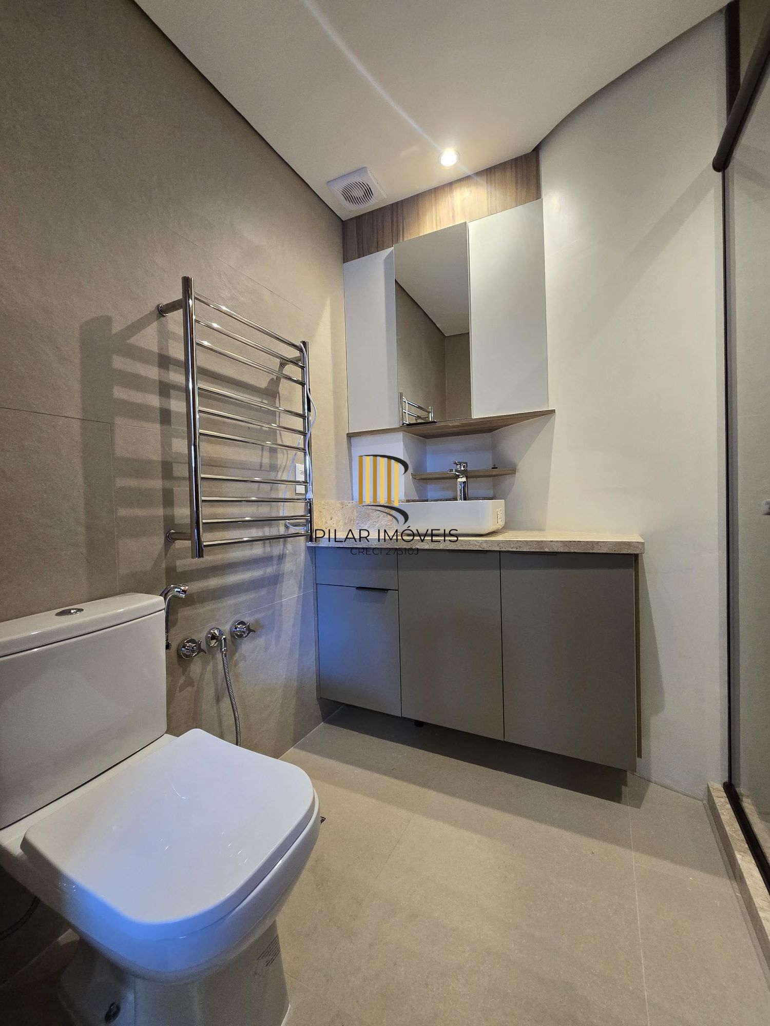 Casa em Condomínio 4 dorms à venda Avenida Taquary, Cristal - Porto Alegre