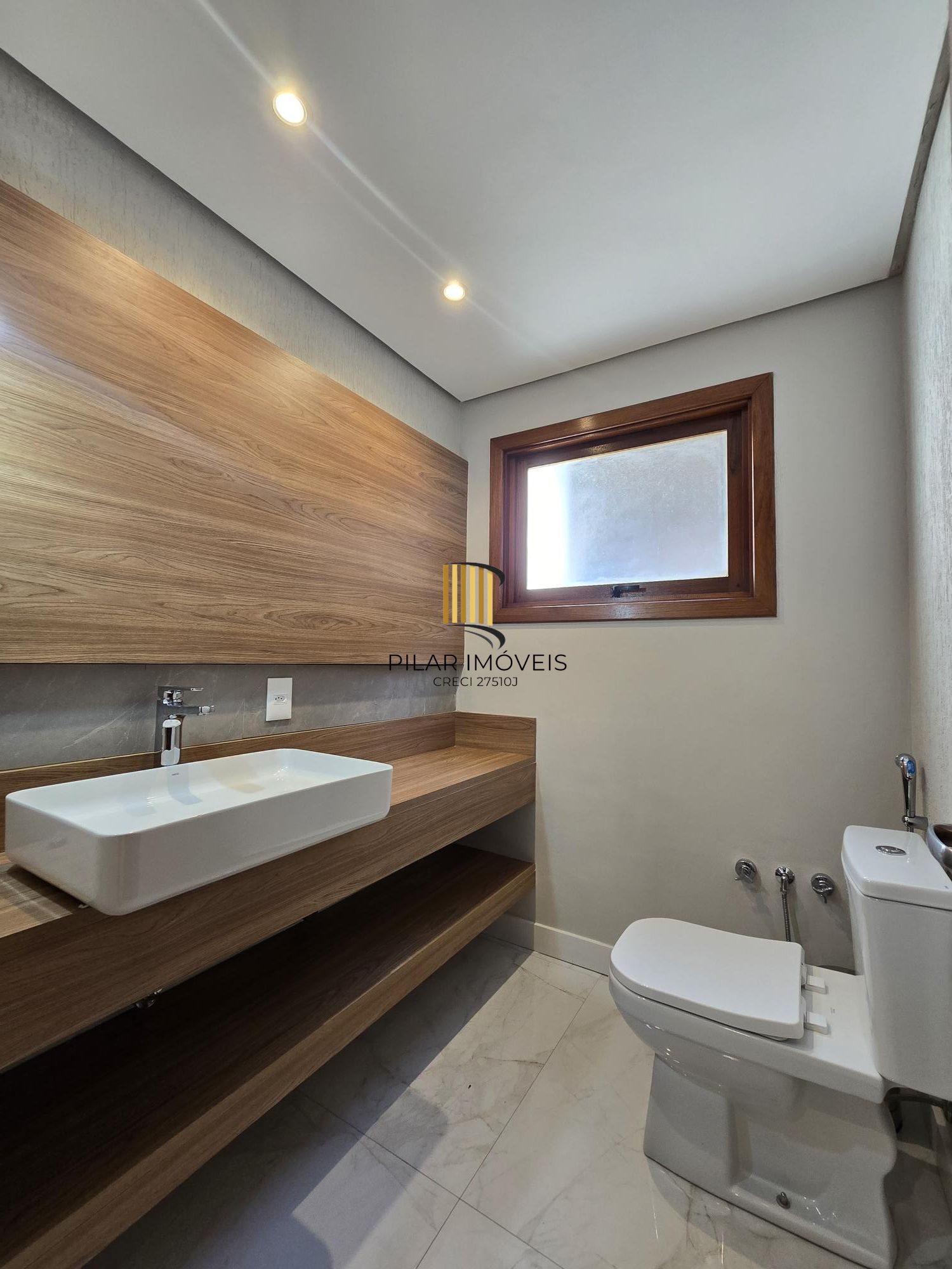 Casa em Condomínio 4 dorms à venda Avenida Taquary, Cristal - Porto Alegre