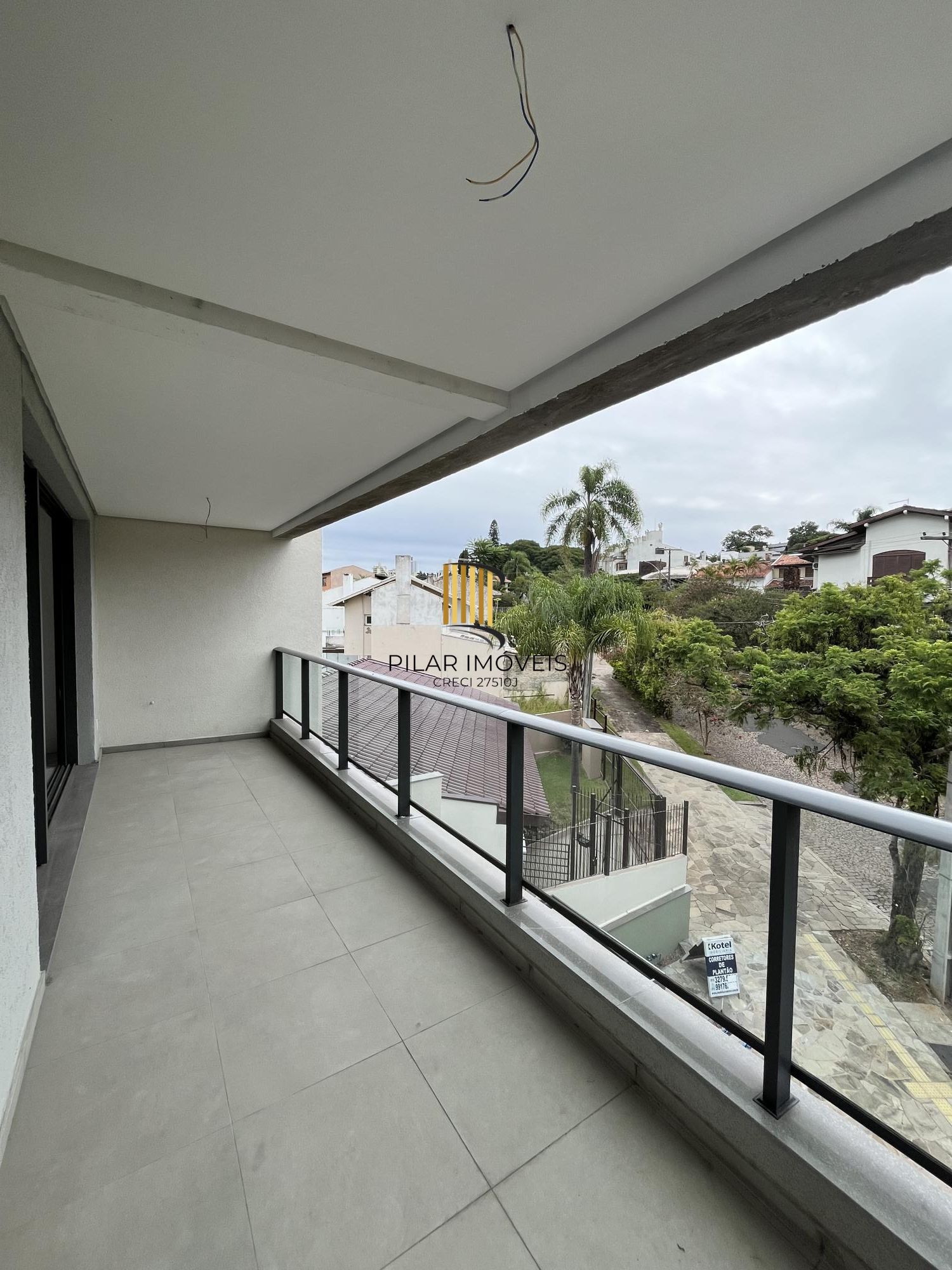 Apartamento de 2 quartos, suite, churrasqueira e 2 vagas