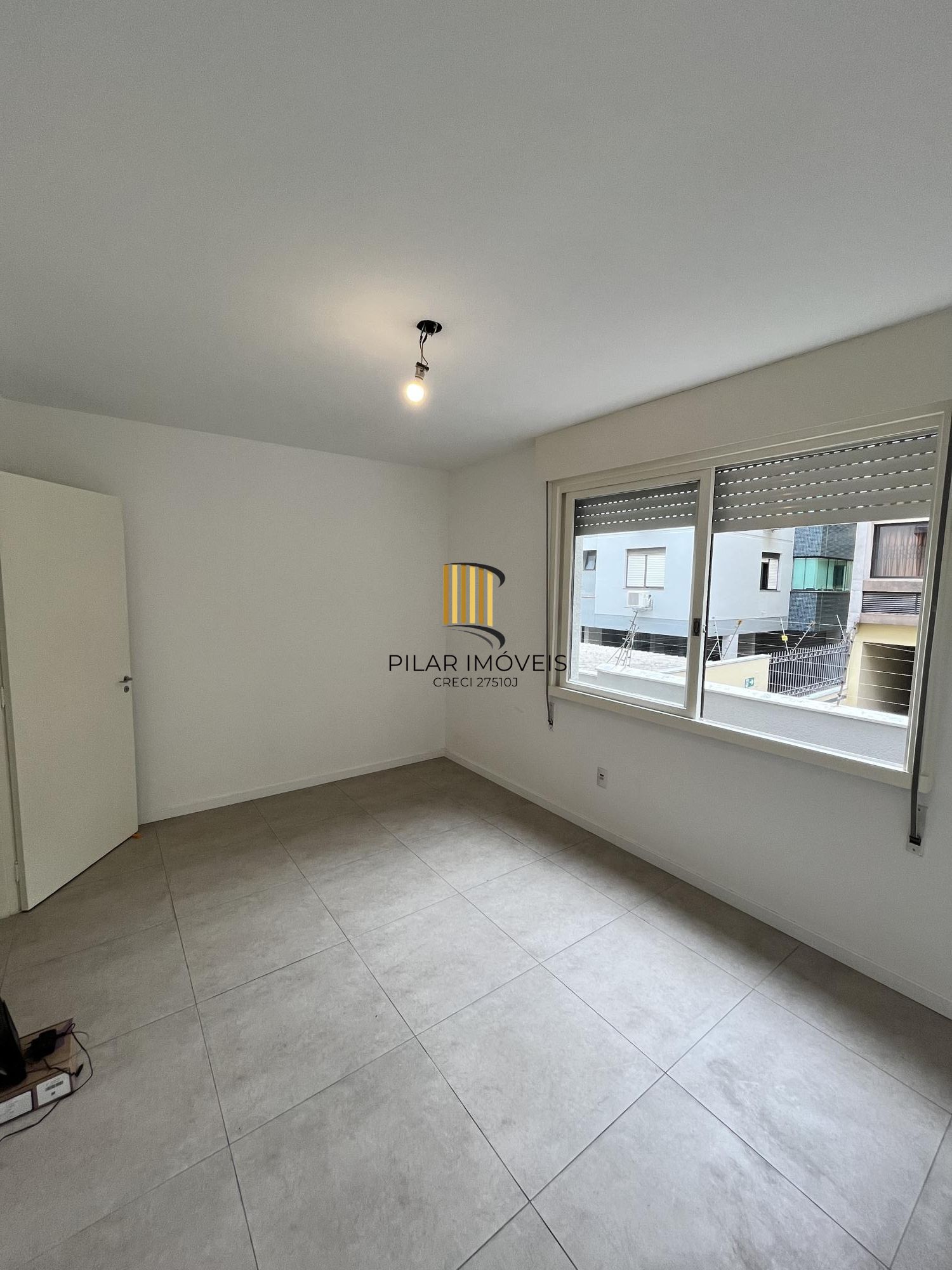 Apartamento de 2 quartos, 2 banheiros e 1 vaga de garagem no bairro Petrópolis