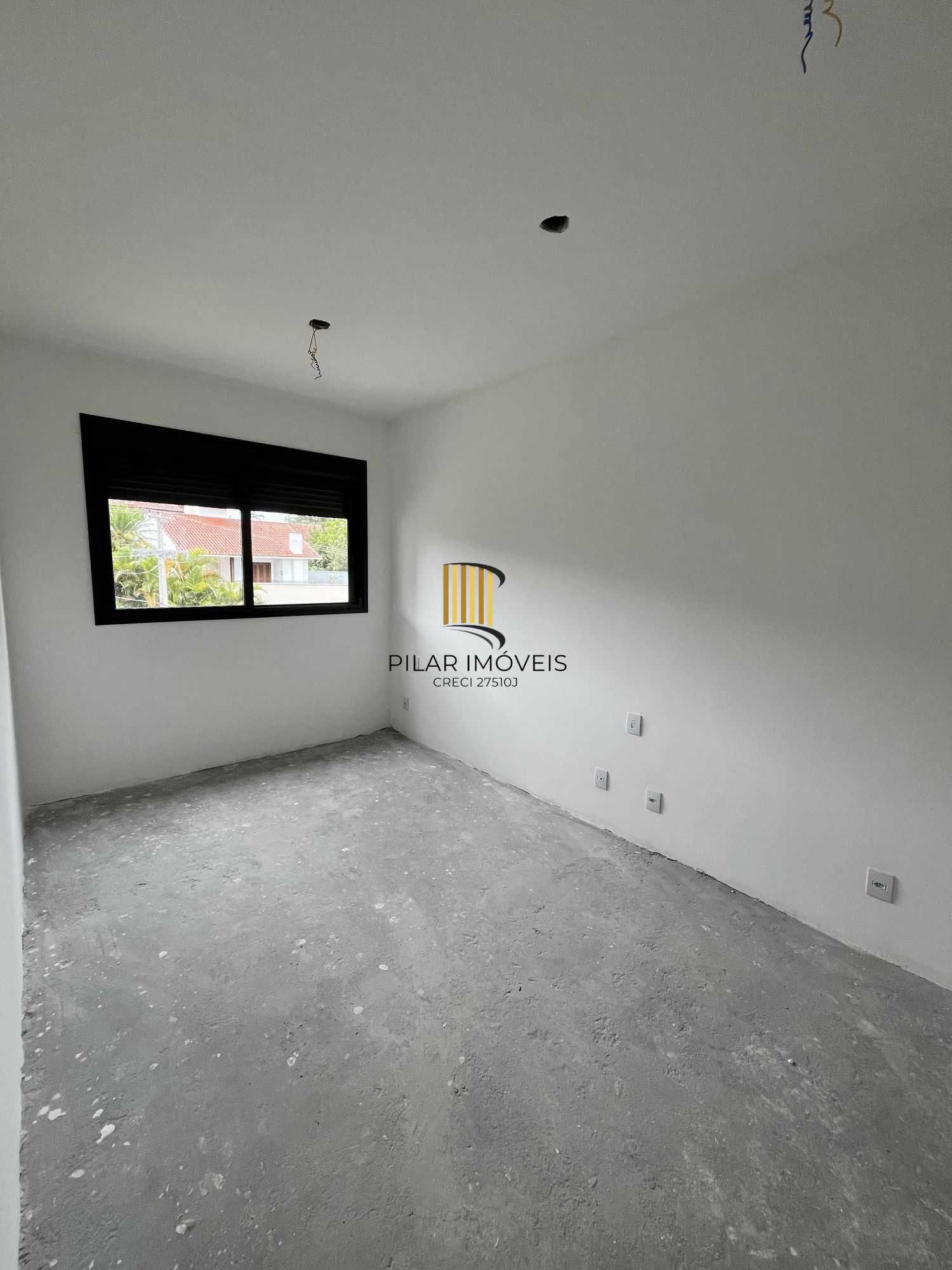 Apartamento de 2 quartos, suite, churrasqueira e 2 vagas