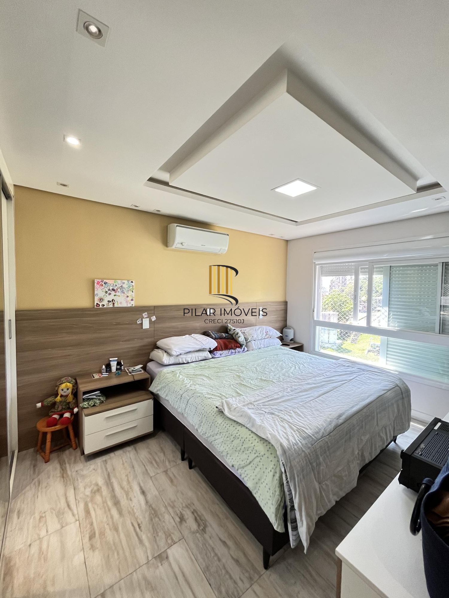 Apartamento de 3 quartos, 2 suítes e 2 vagas de garagem no Menino Deus em POA/RS