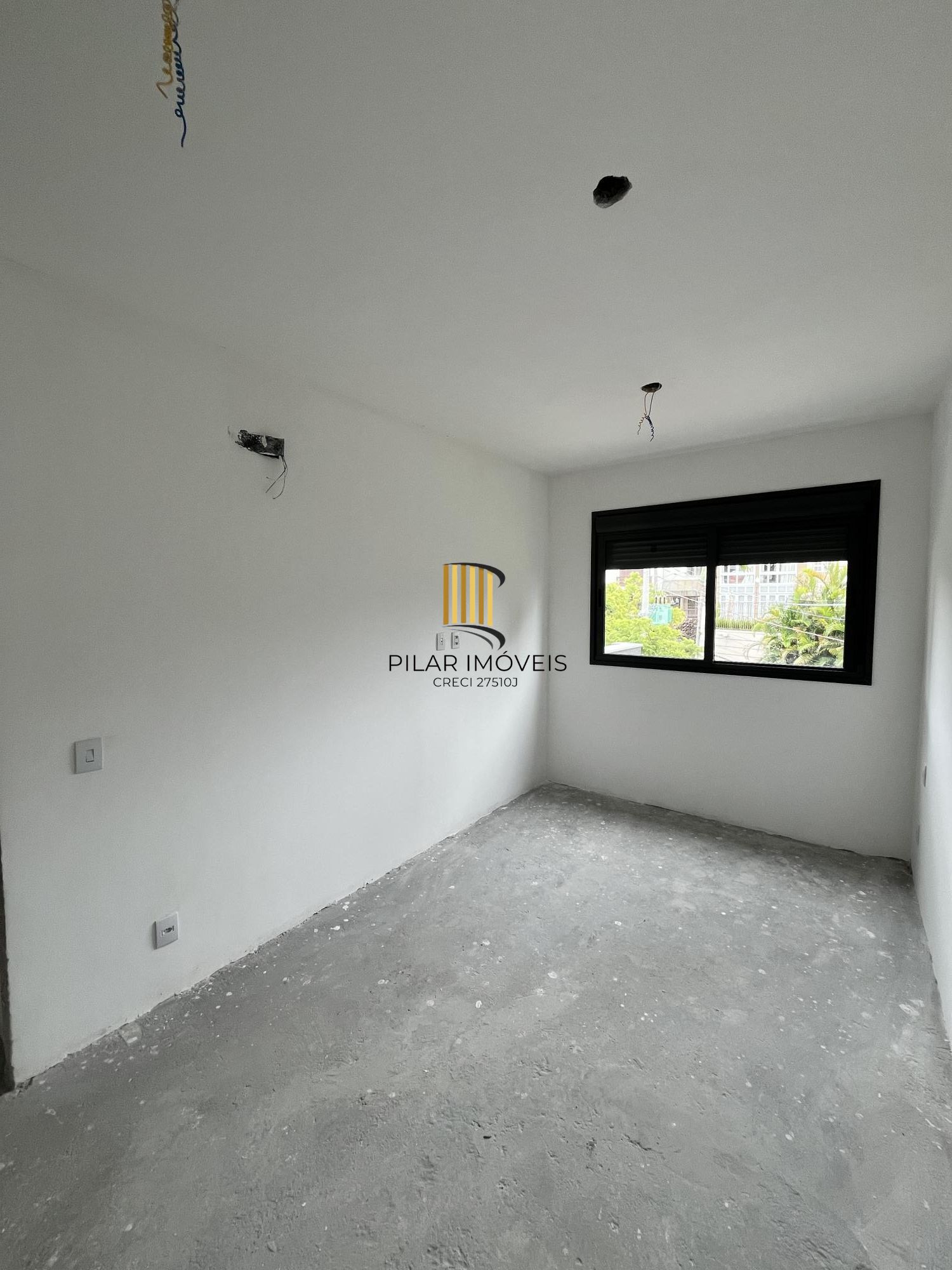 Apartamento de 2 quartos, suite, churrasqueira e 2 vagas