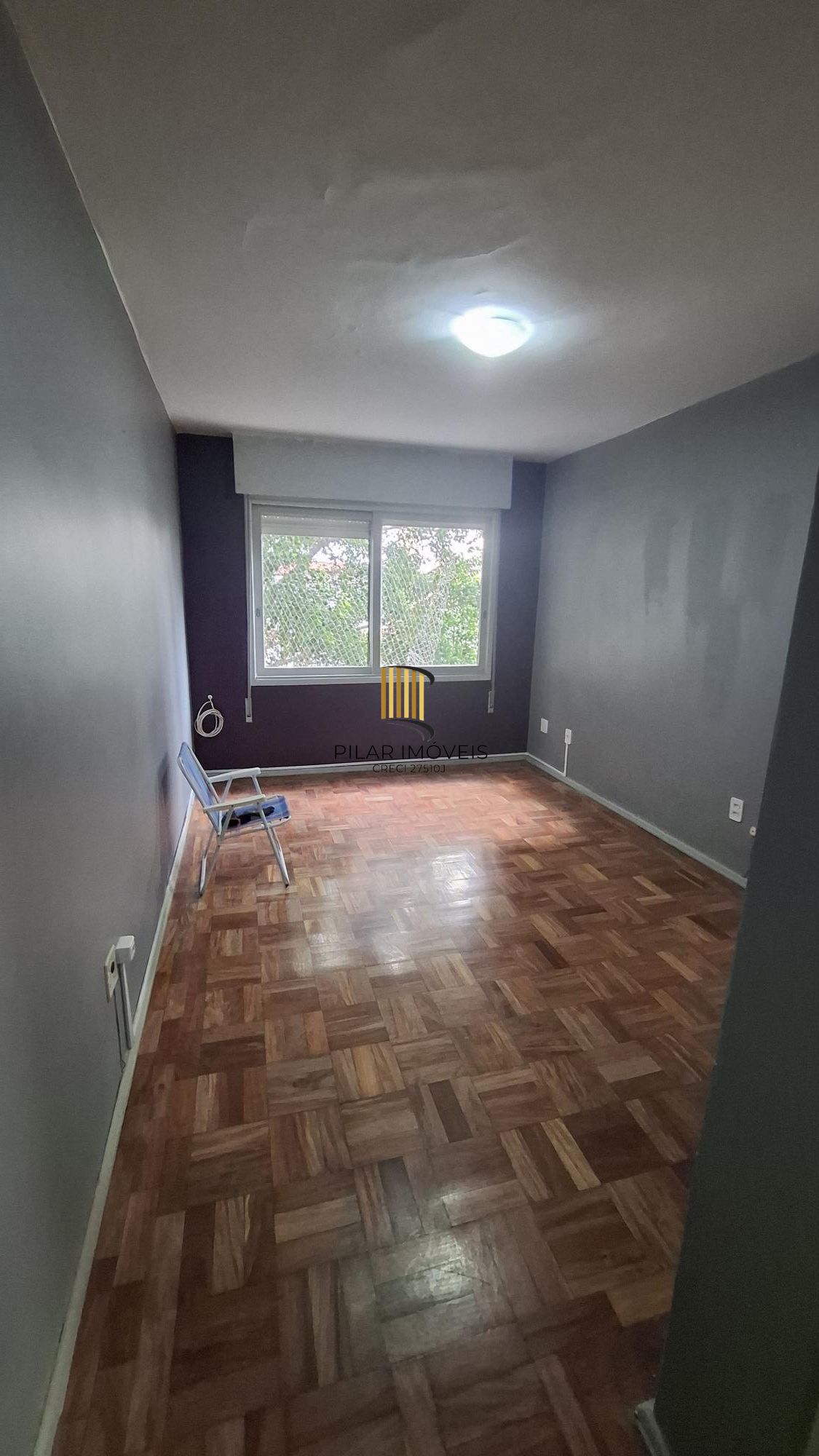 Apartamento 1 dormitório de frente na Lima e Silva próximo à André da Rocha