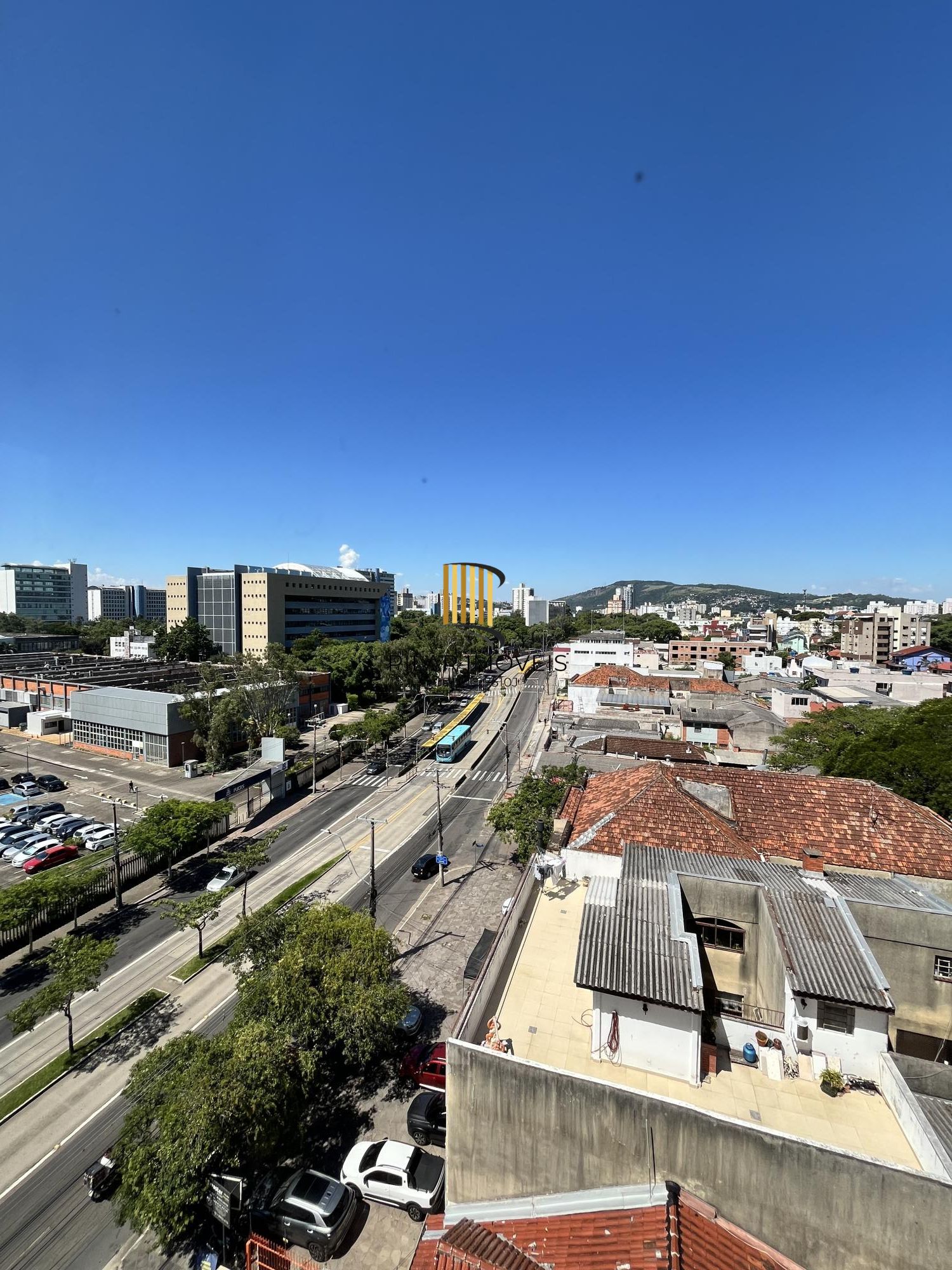 Apartamento de 1 quarto e 1 vaga de garagem em frente a PUC na Bento Gonçalves