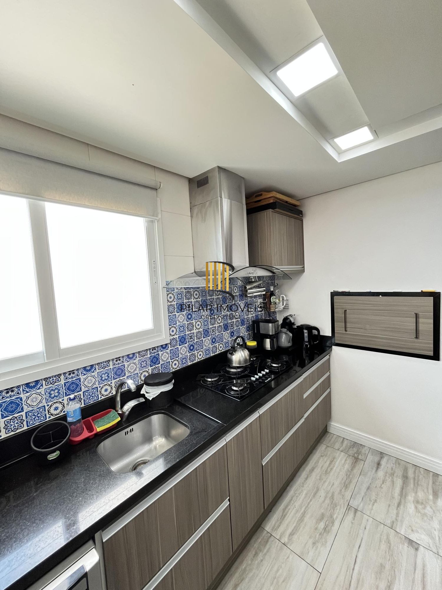 Apartamento de 3 quartos, 2 suítes e 2 vagas de garagem no Menino Deus em POA/RS