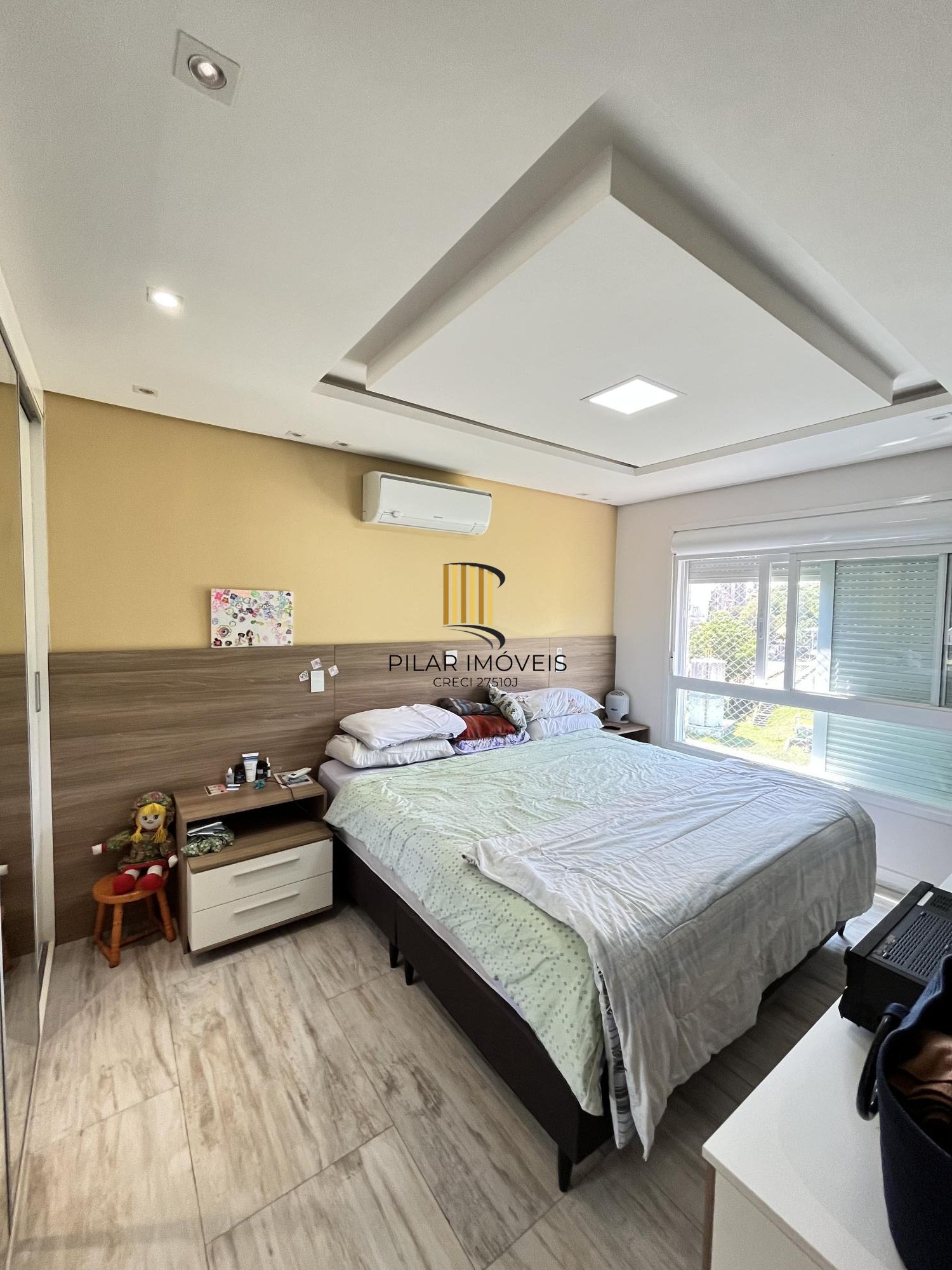 Apartamento de 3 quartos, 2 suítes e 2 vagas de garagem no Menino Deus em POA/RS