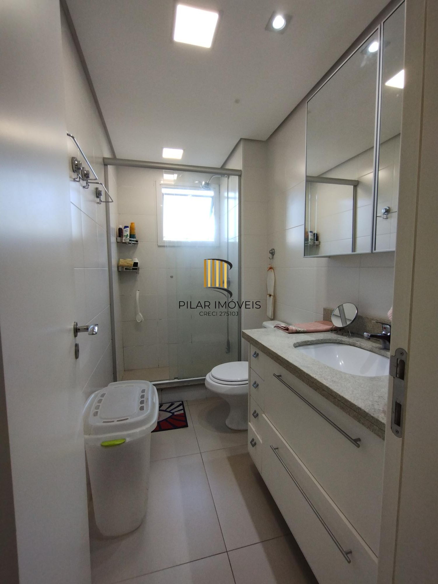 Apartamento 3 dormitórios no bairro Menino Deus
