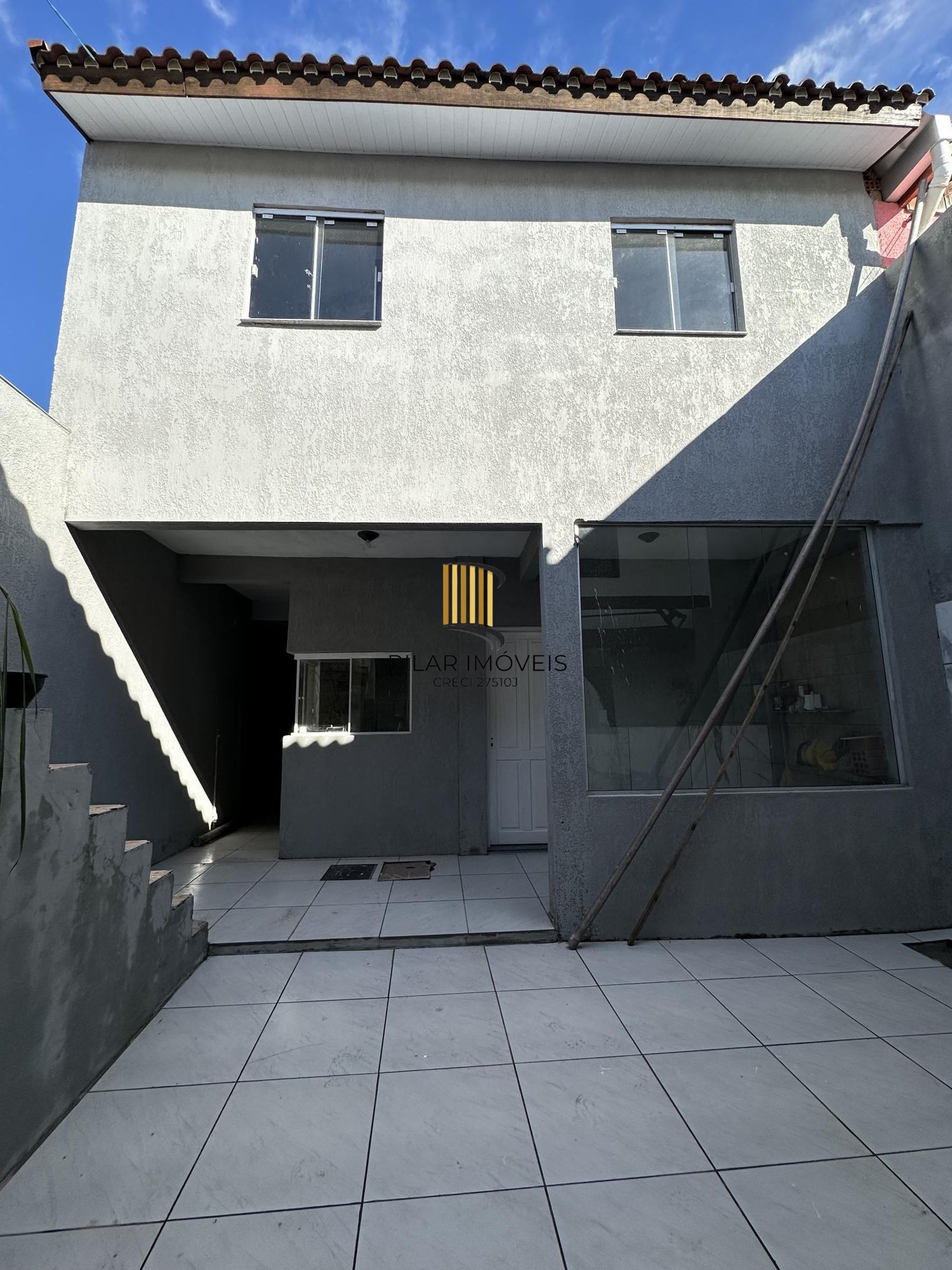 SOBRADO 3 DORMITÓRIOS NA HÍPICA