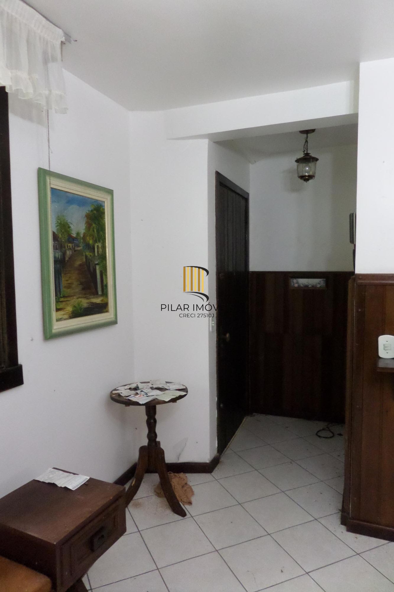 Casa no bairro Ipanema de 3 dormitórios e 2 vagas