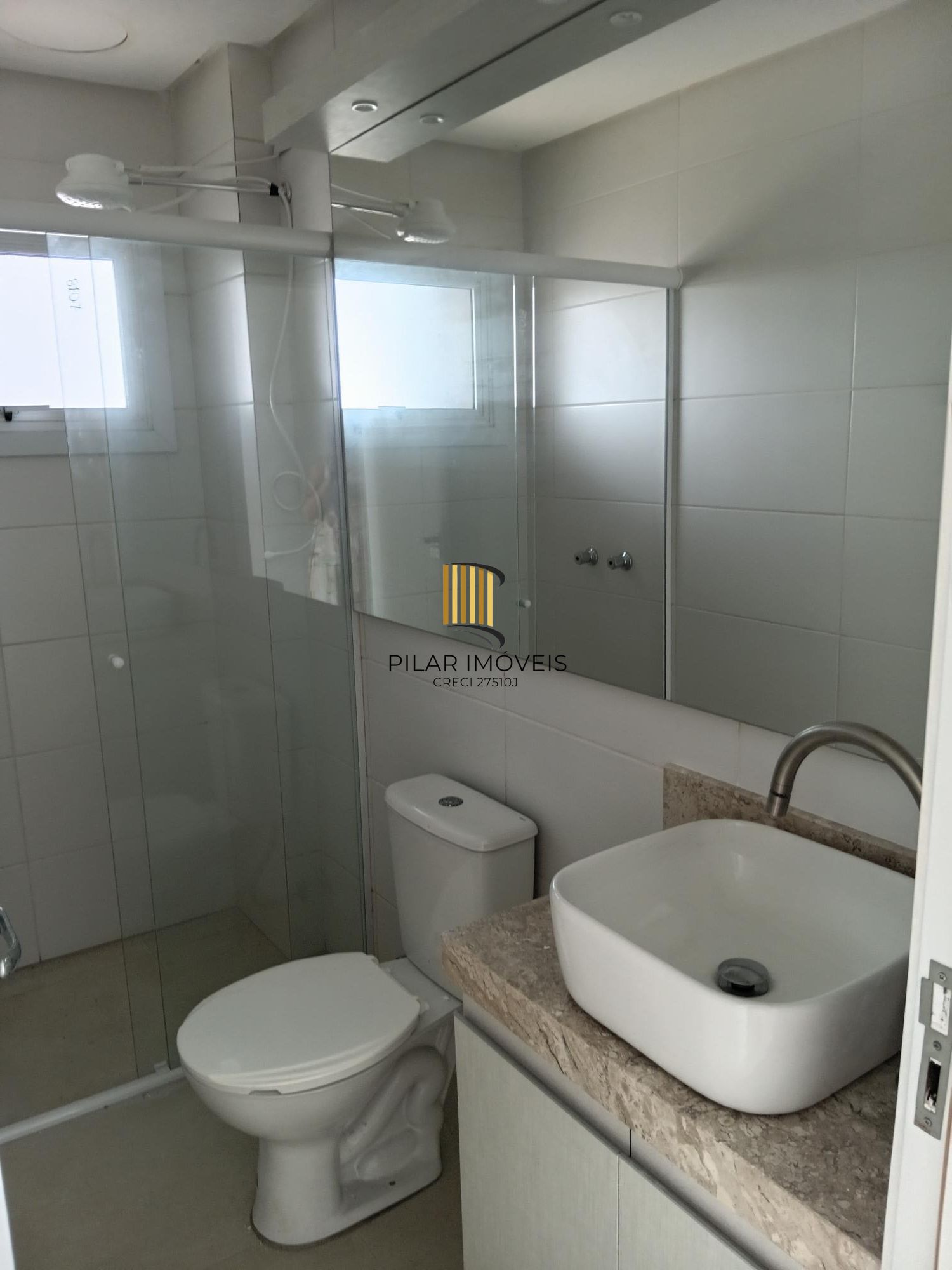 Empreendimento alto padrão com excelente vista para o mar.