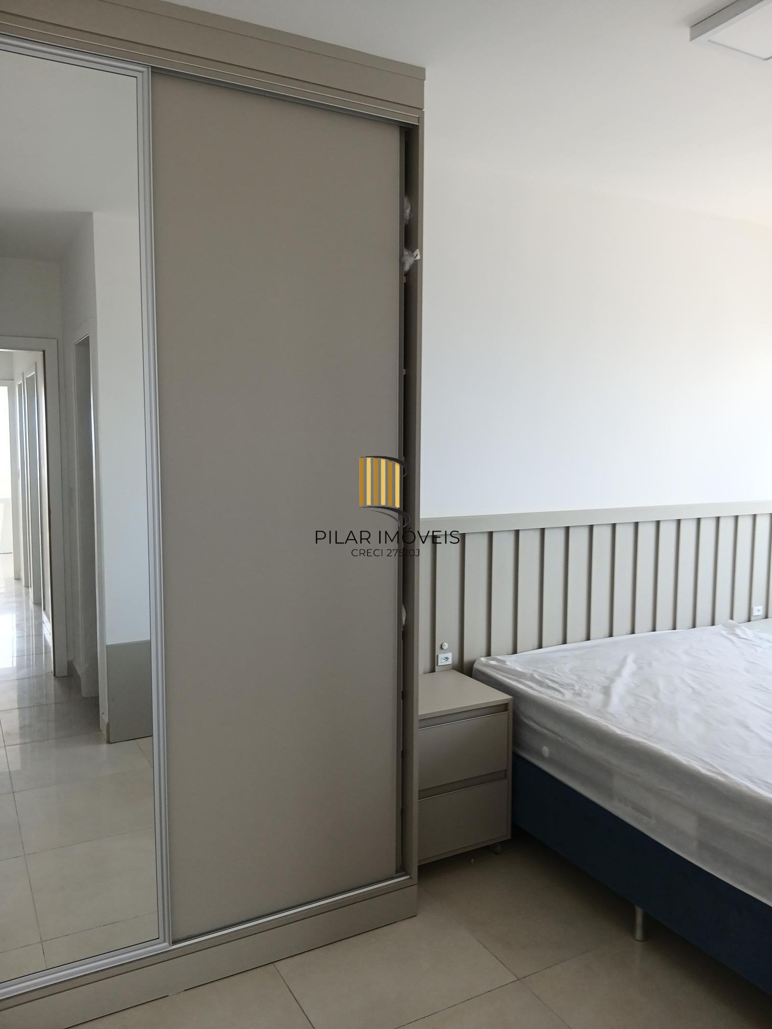 Empreendimento alto padrão com excelente vista para o mar.