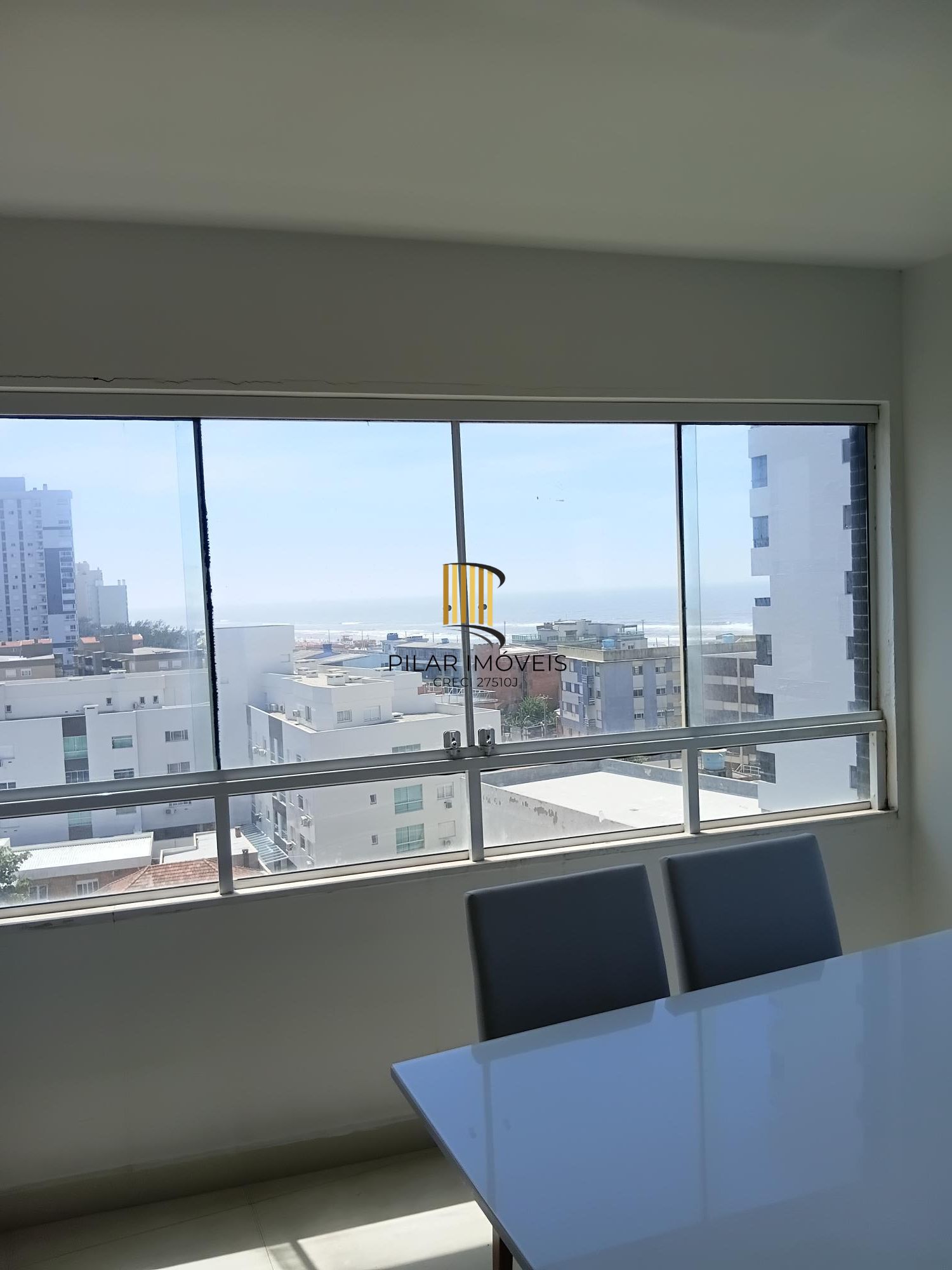 Alto padrão com excelente vista para o mar.