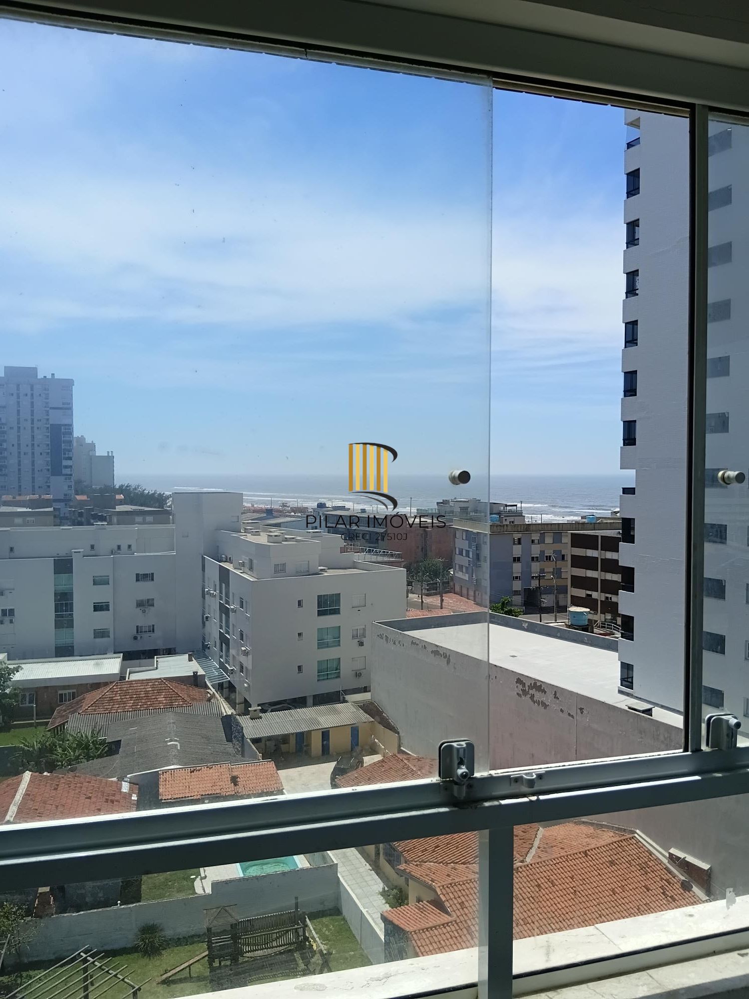 Alto padrão com excelente vista para o mar.