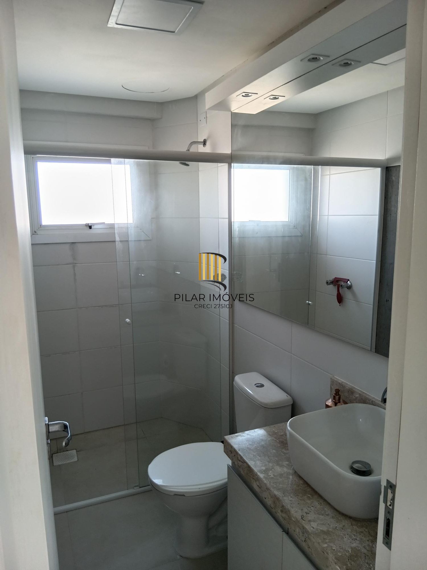 Apartamento centro de Tramandaí novo mobiliado próximo ao mar