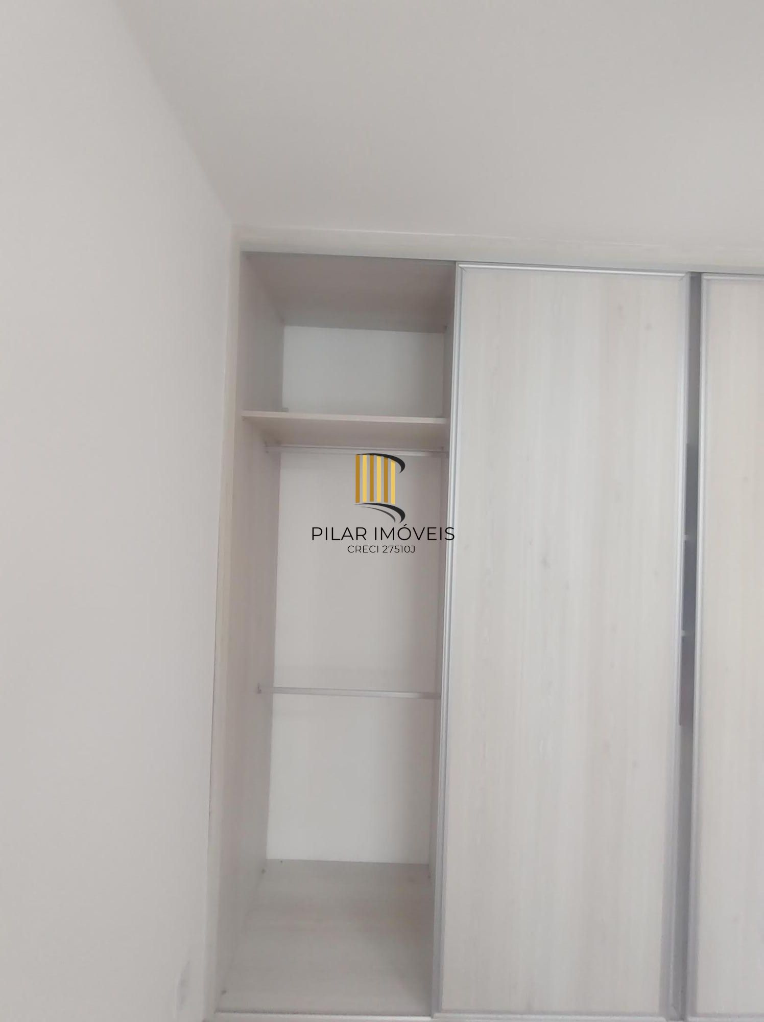 Apartamento mobiliado no Bom Fim de 2 dormitórios