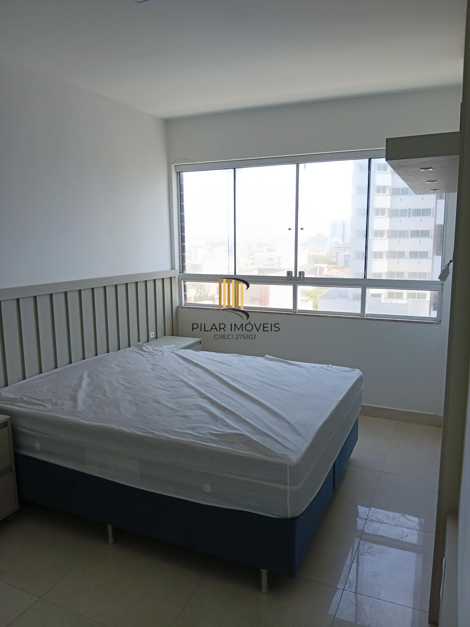 Empreendimento alto padrão com excelente vista para o mar.