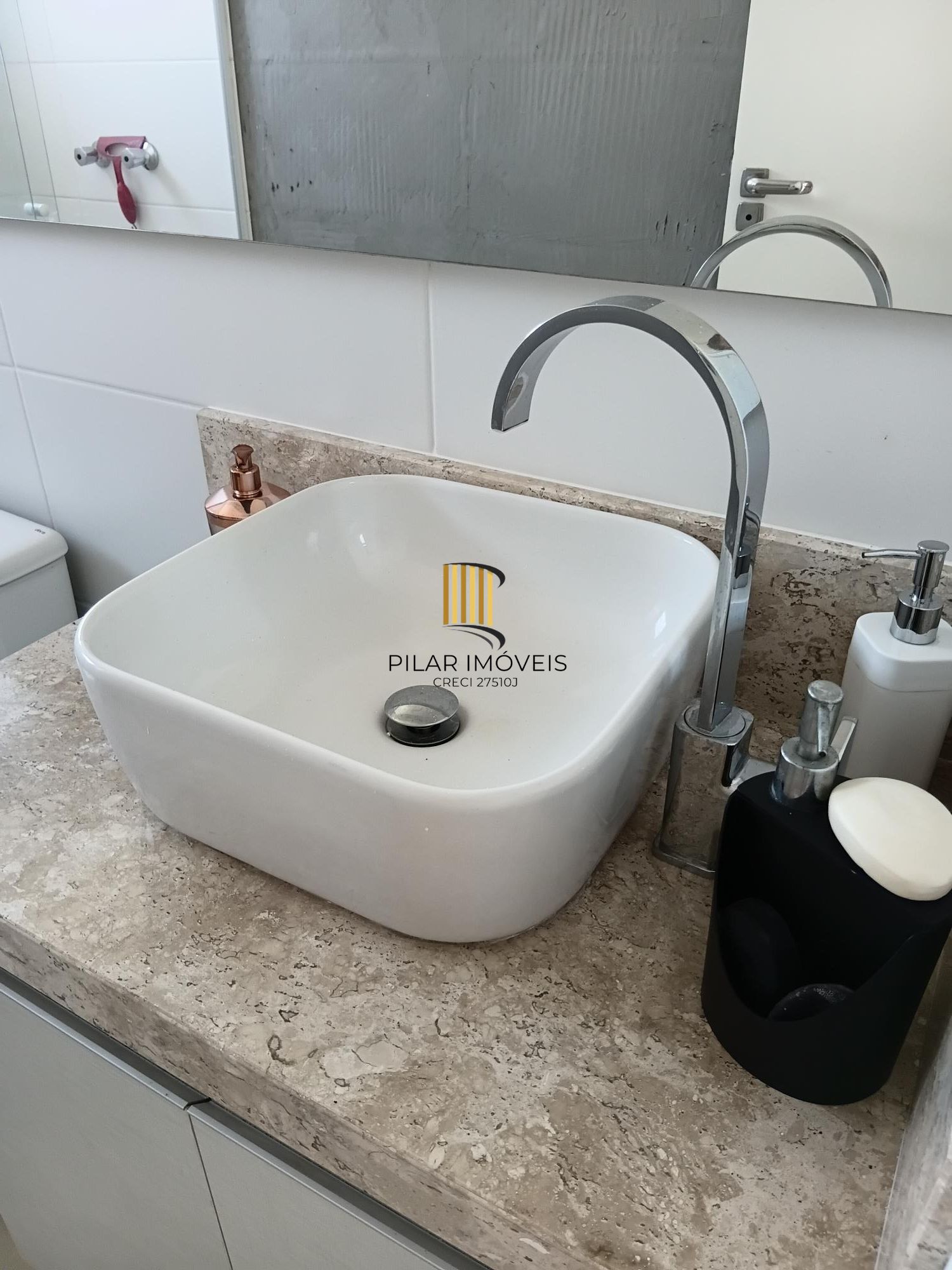 Apartamento centro de Tramandaí novo mobiliado próximo ao mar