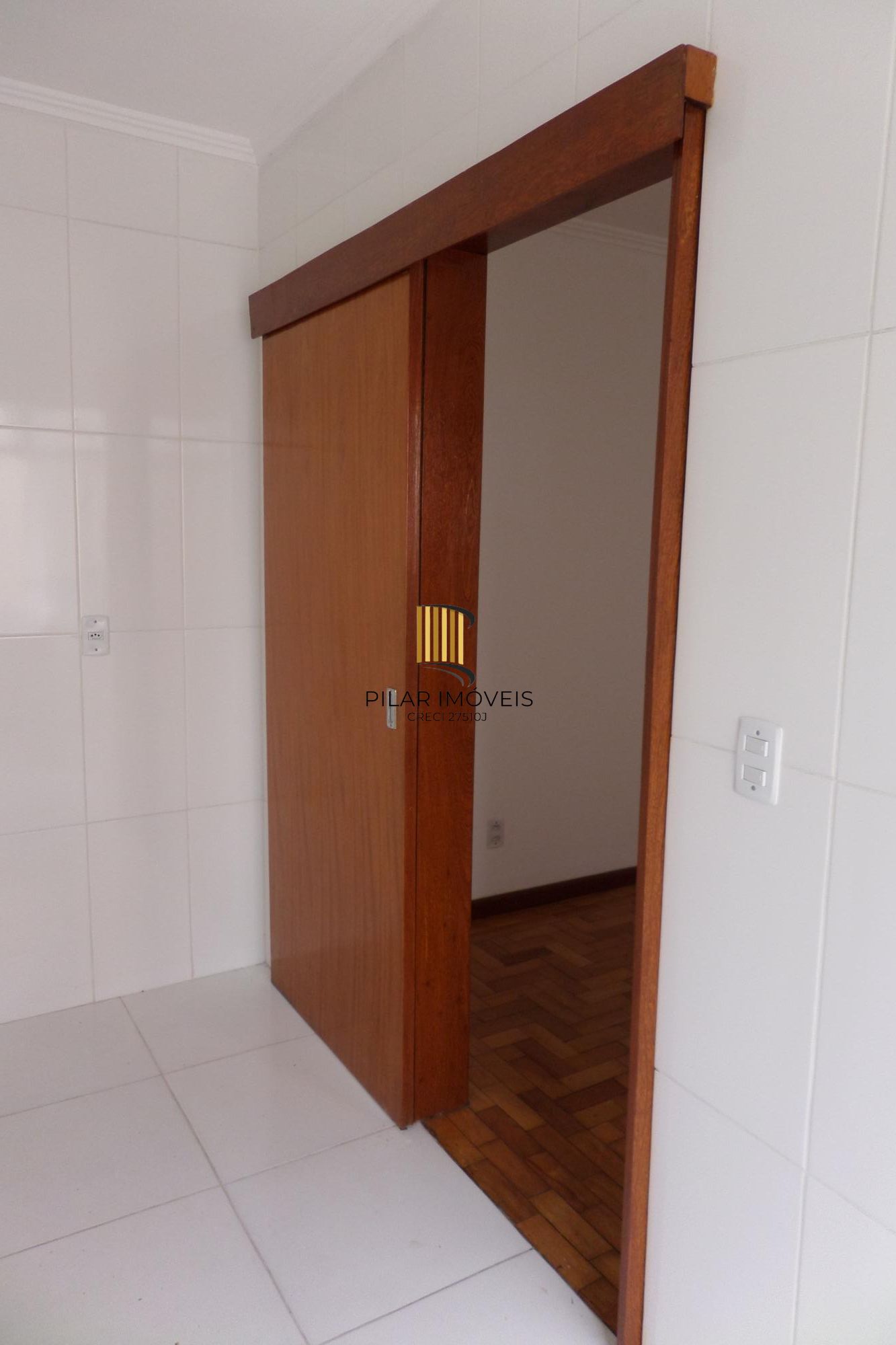 Apartamento no bairro Santa Cecilia de 1 dormitório DESOCUPADO