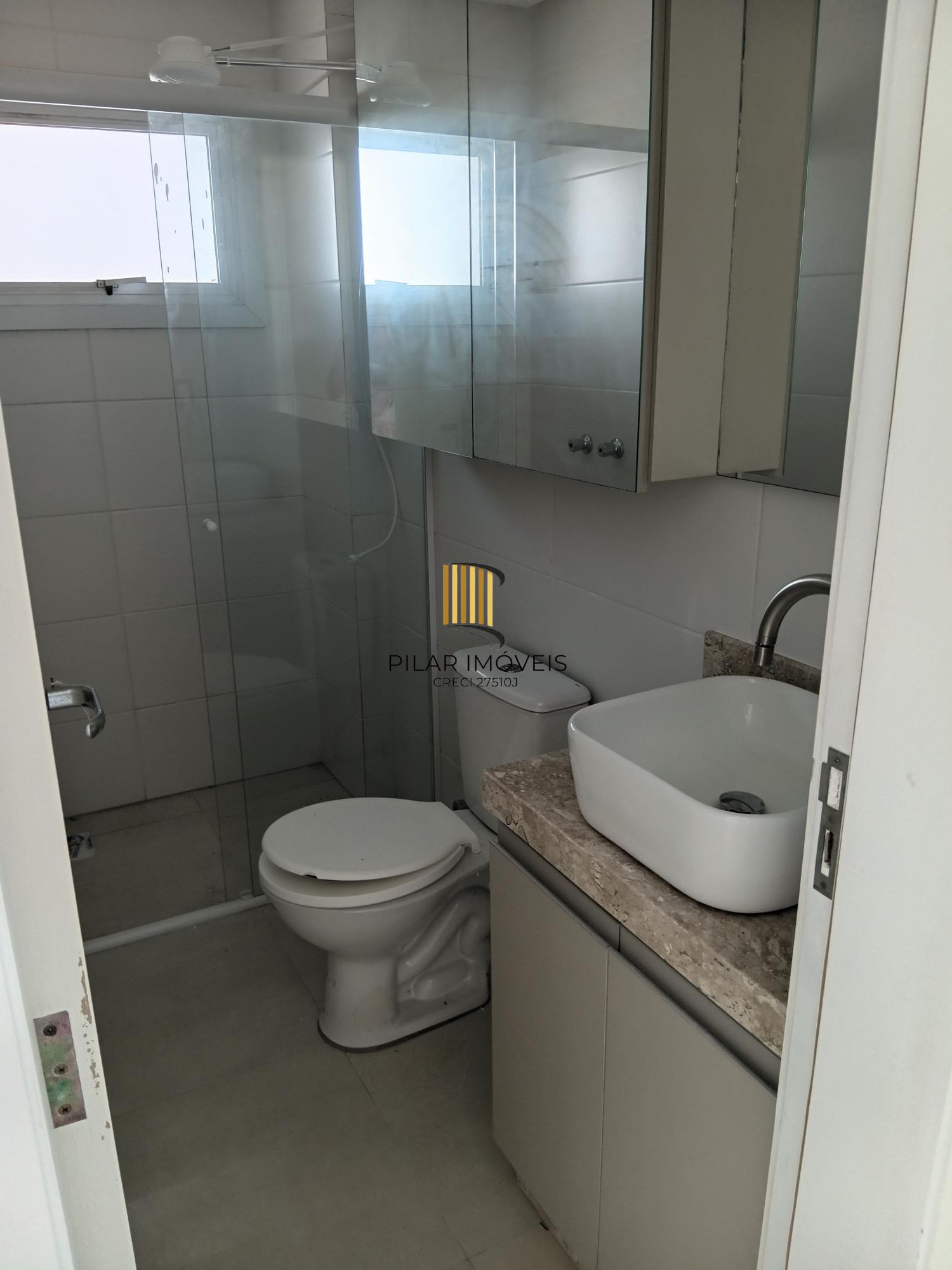 Empreendimento alto padrão com excelente vista para o mar.