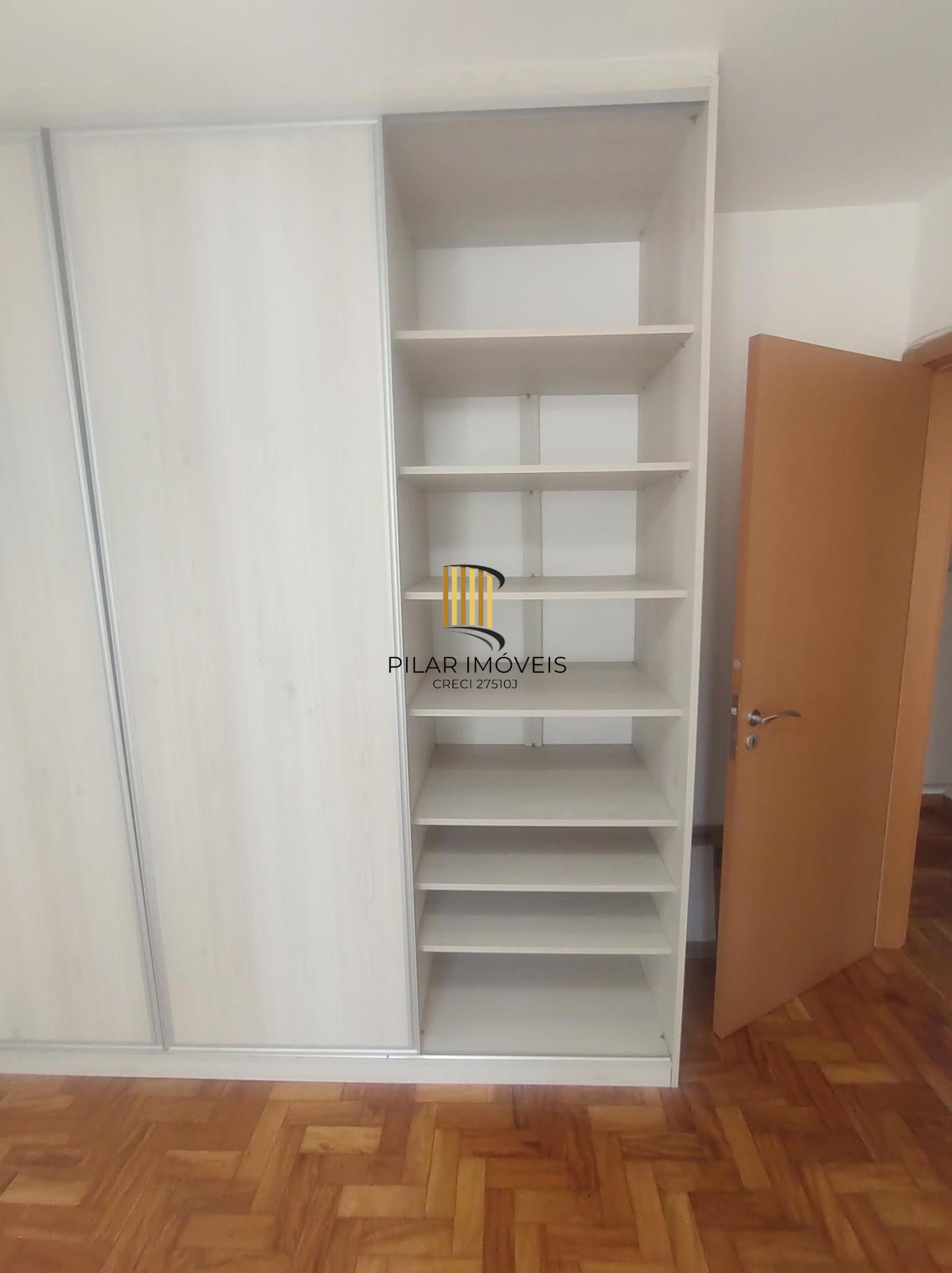 Apartamento mobiliado no Bom Fim de 2 dormitórios