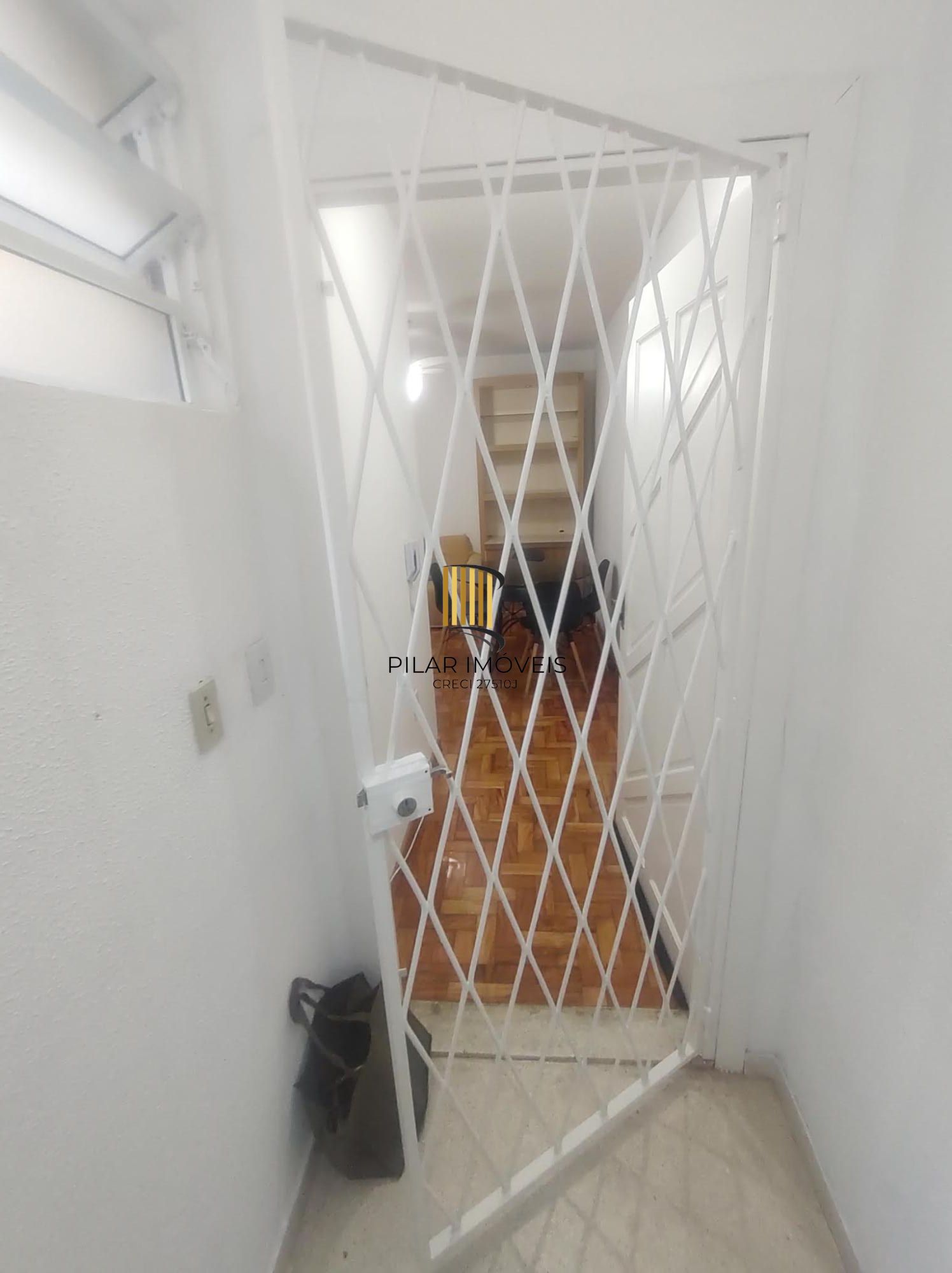 Apartamento mobiliado no Bom Fim de 2 dormitórios