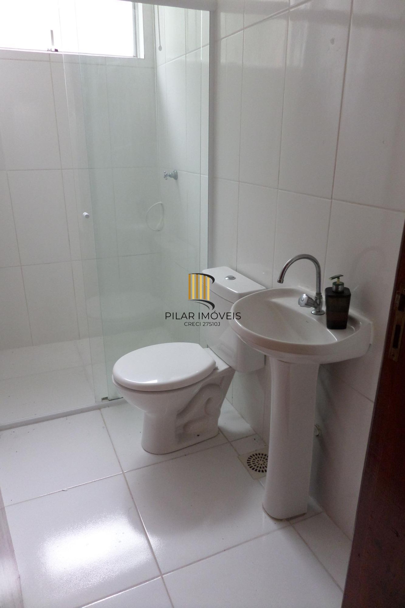 Apartamento no bairro Santa Cecilia de 1 dormitório DESOCUPADO