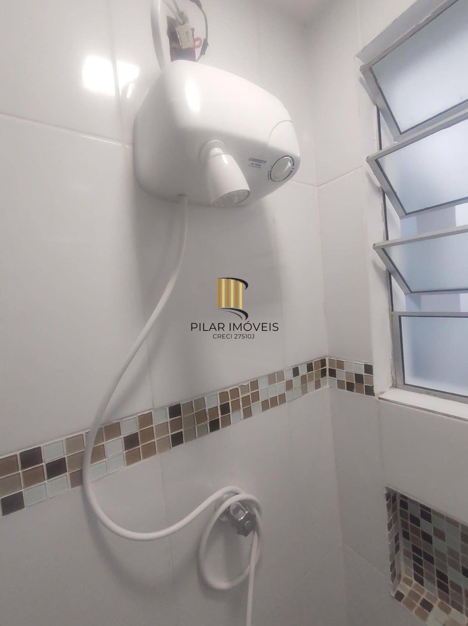 Apartamento mobiliado no Bom Fim de 2 dormitórios