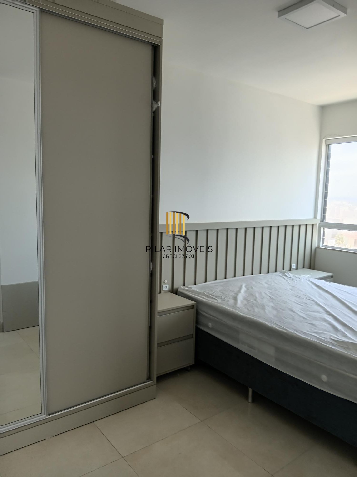 Empreendimento alto padrão com excelente vista para o mar.