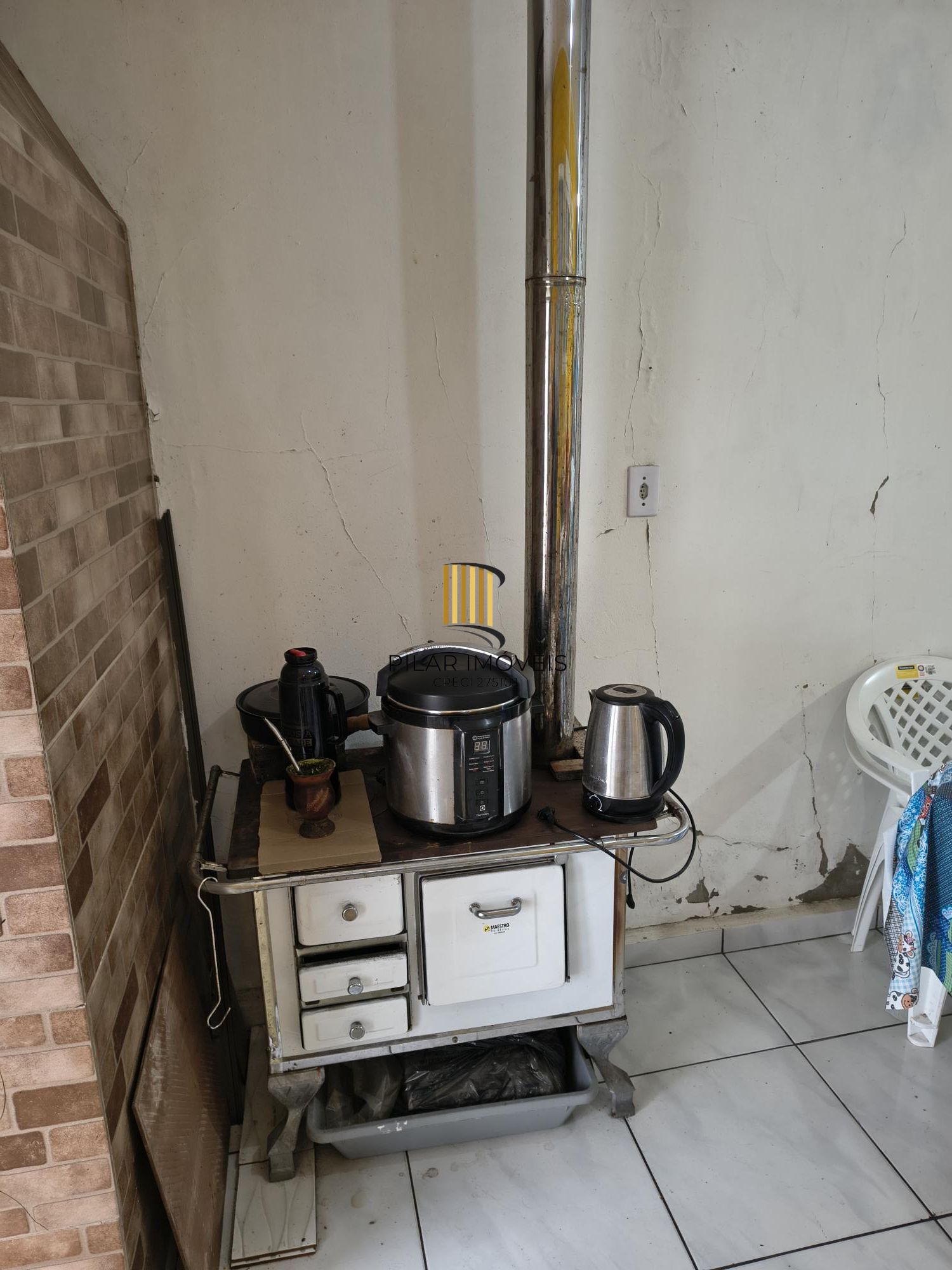 Casa 2 dormitórios no bairro Olaria