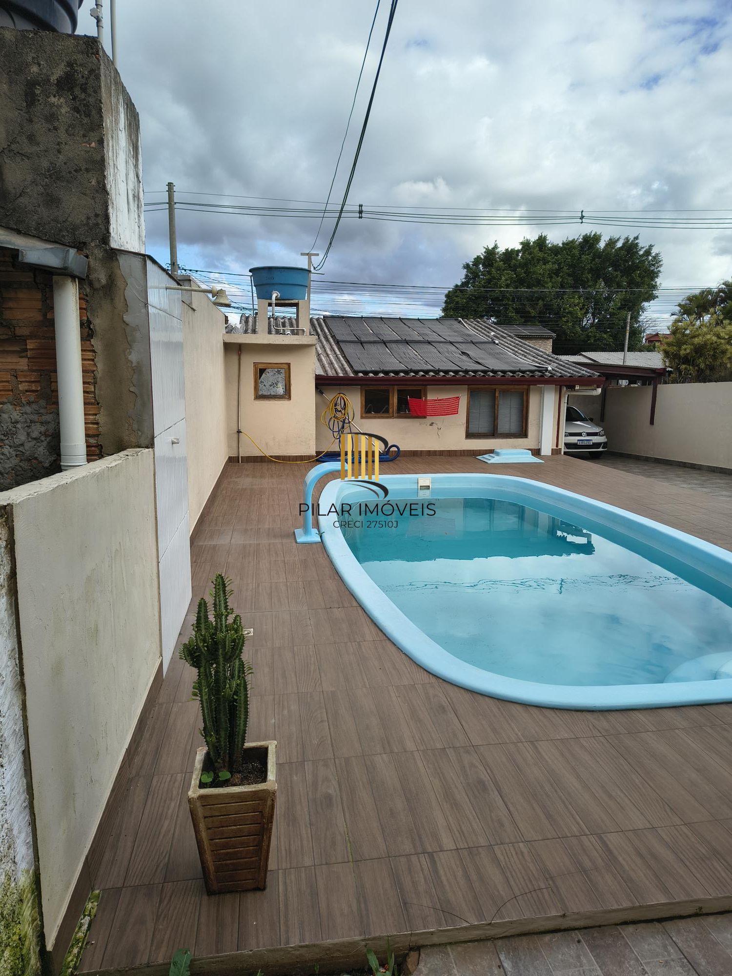 Casa 2 dormitórios no bairro Olaria